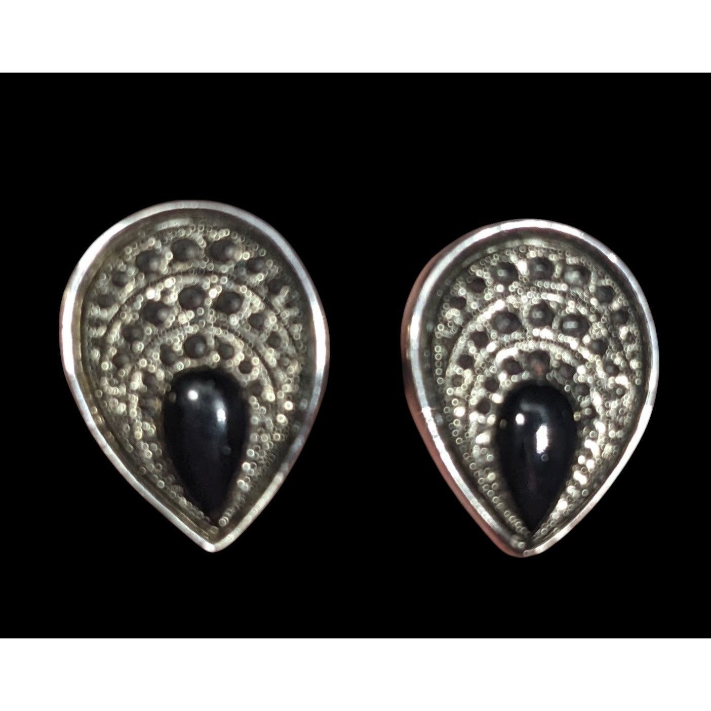 Other Vintage Bohemian Stile Teardrop Silver Tone And Black Cuffli Size ONE SIZE - 1 Thumbnail