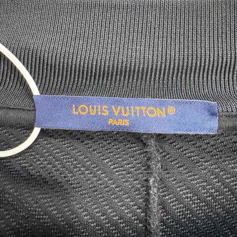 Louis Vuitton Louis Vuitton size s Water Ripple Large LOGO Sports Trouser Size US 28 / EU 44 - 6 Thumbnail