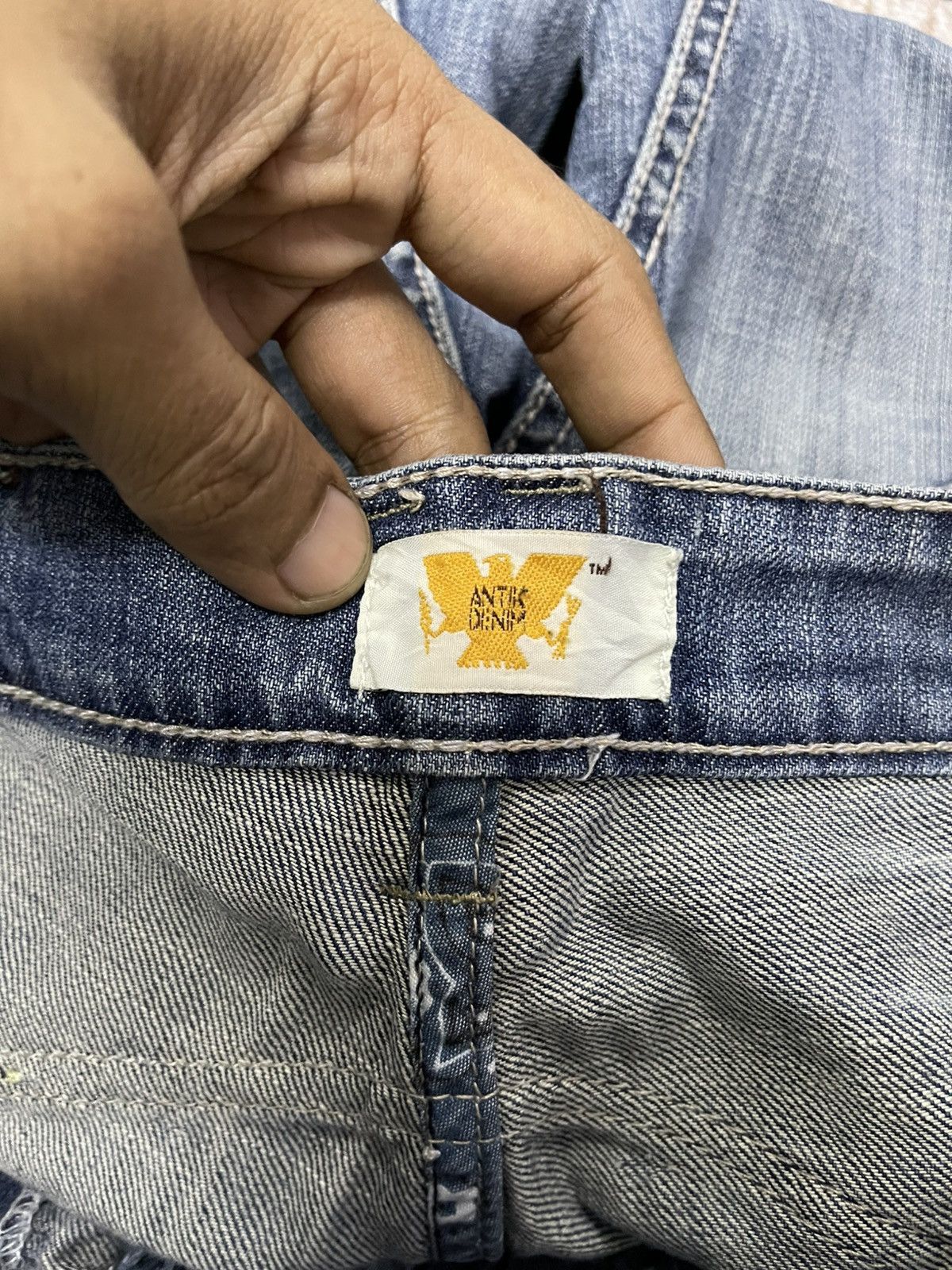 Antik Denim 90s ANTIK DENIM DISTRESSED FLARE JEANS Size US 29 - 9 Thumbnail