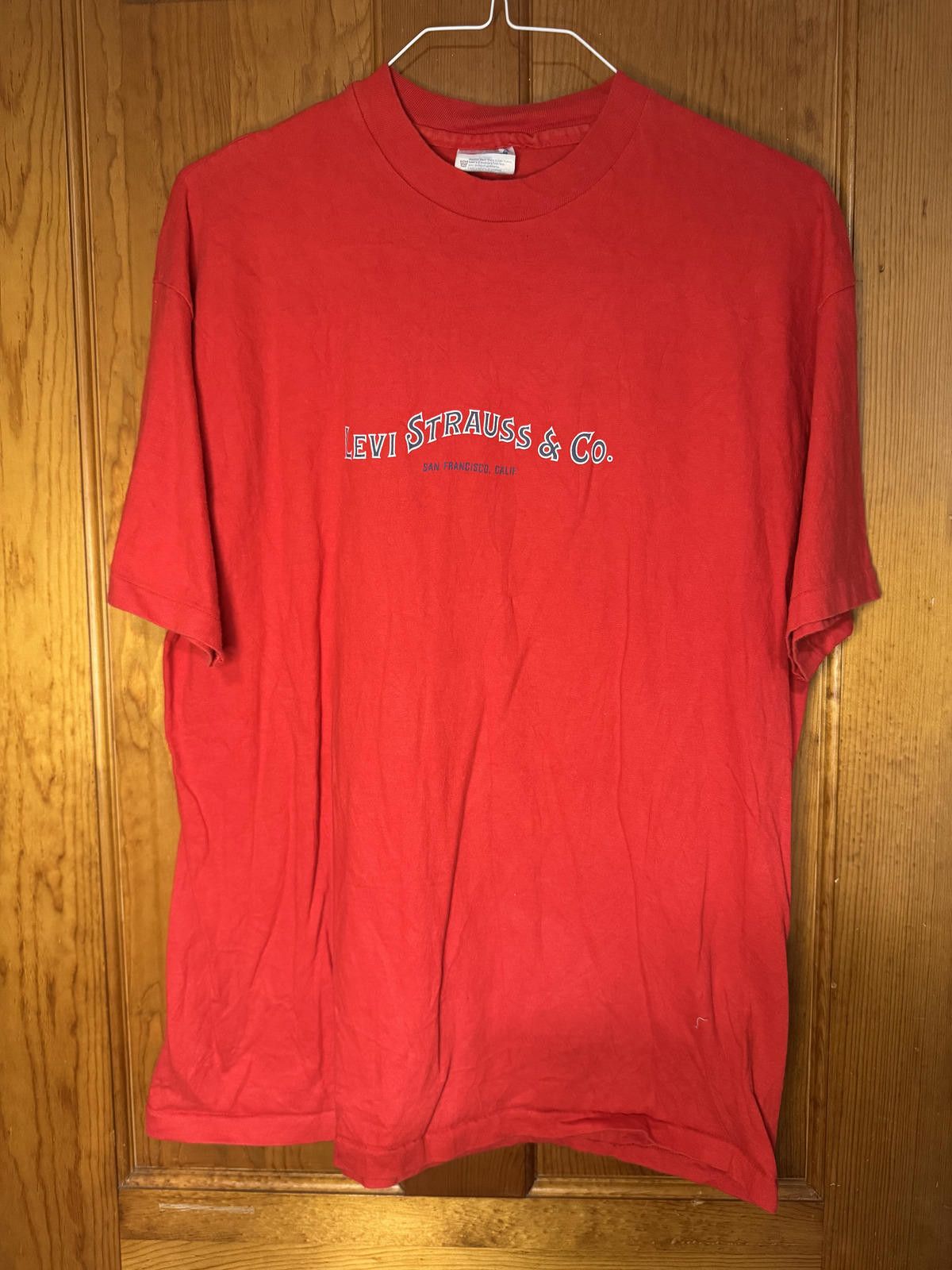 Other Levi Strauss & Co. Red Graphic T-Shirt Hanes Tag Size XL Size ONE SIZE - 1 Thumbnail