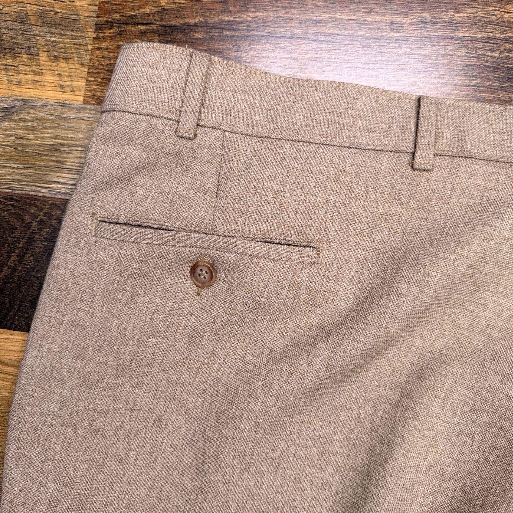 Levi's VINTAGE Levi's Action Slacks 42x32 Tan Comfort Waistband Flat Front 1970s Disco Casual Mens Size 42 - 6 Thumbnail