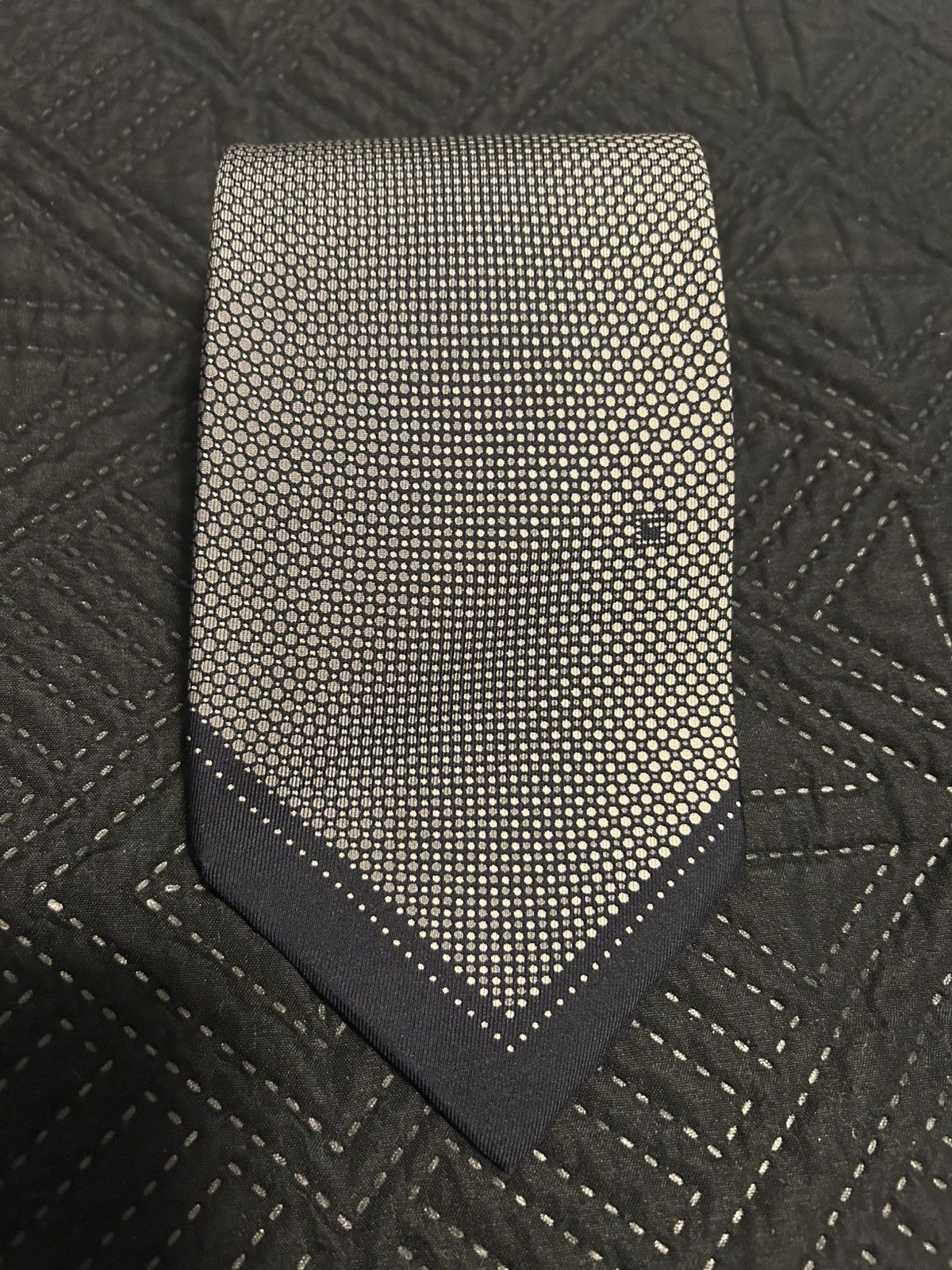 Gucci Gucci 100% Silk Made in Italy Geometric Tie Size ONE SIZE - 2 Thumbnail
