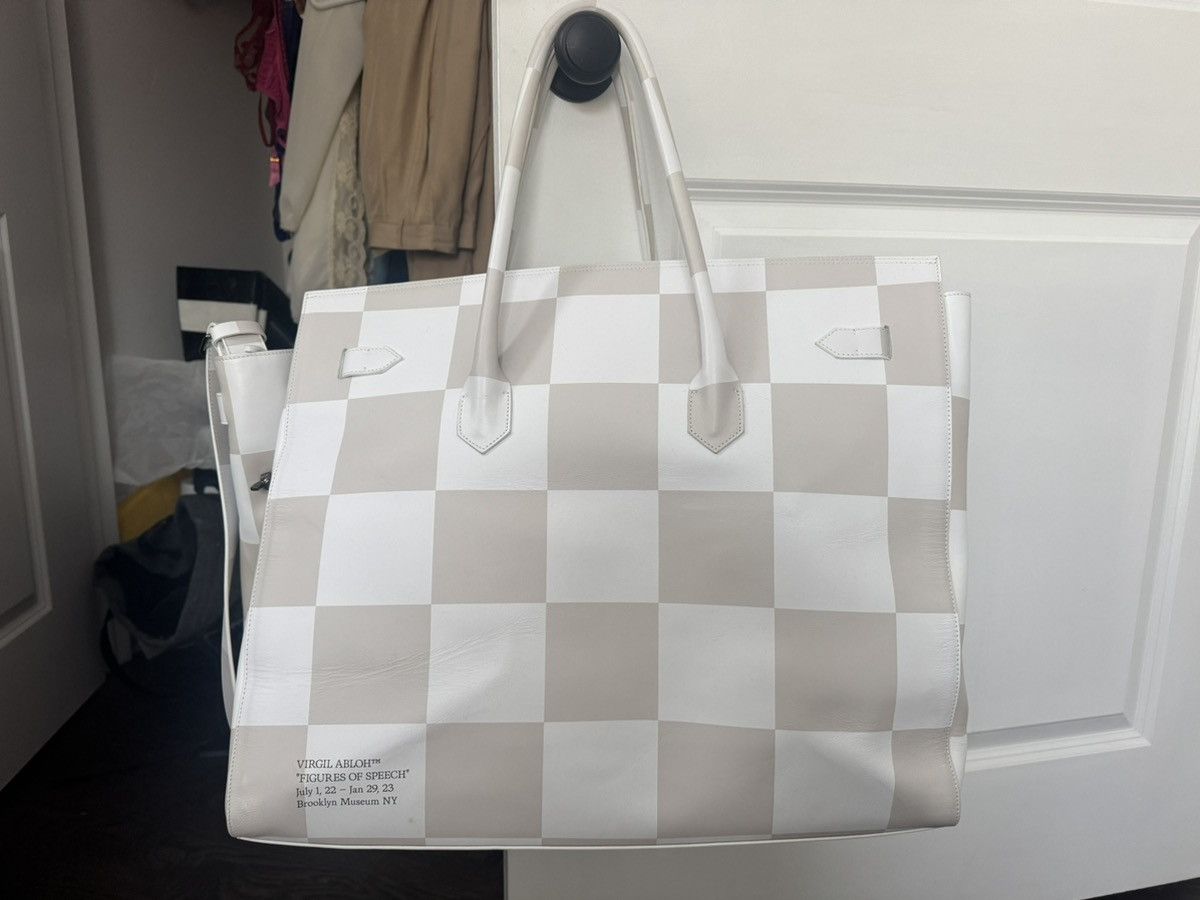 Off-White Off-White FOS 04 Square XL Tote Brooklyn Museum Collab Size ONE SIZE - 1 Thumbnail