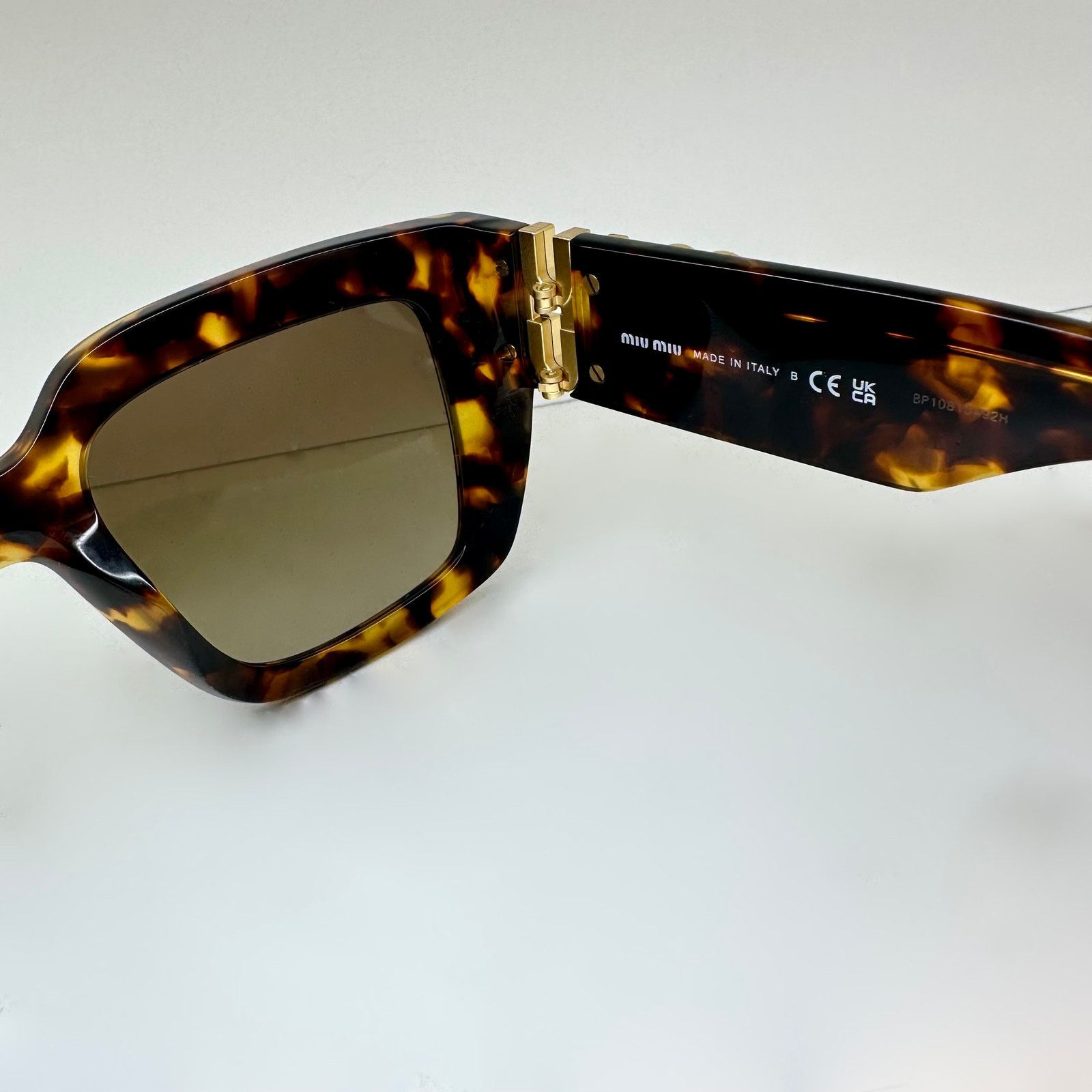 Miu Miu New MIU MIU Sunglasses Brown Square 2025 Gold Metal Logo Size ONE SIZE - 4 Thumbnail