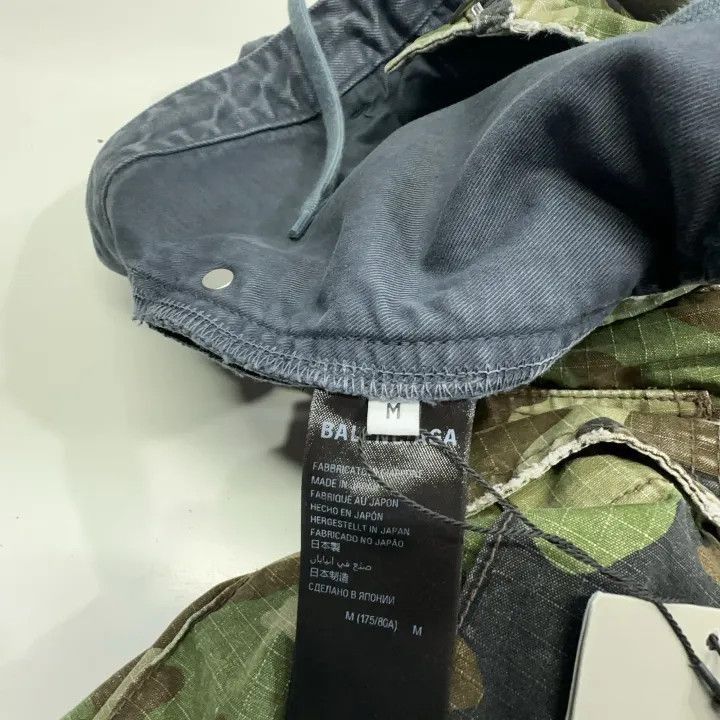 Balenciaga Balenciaga SS24 Vintage Camouflage Denim Pants 0079-2507 Size US 32 / EU 48 - 2 Thumbnail