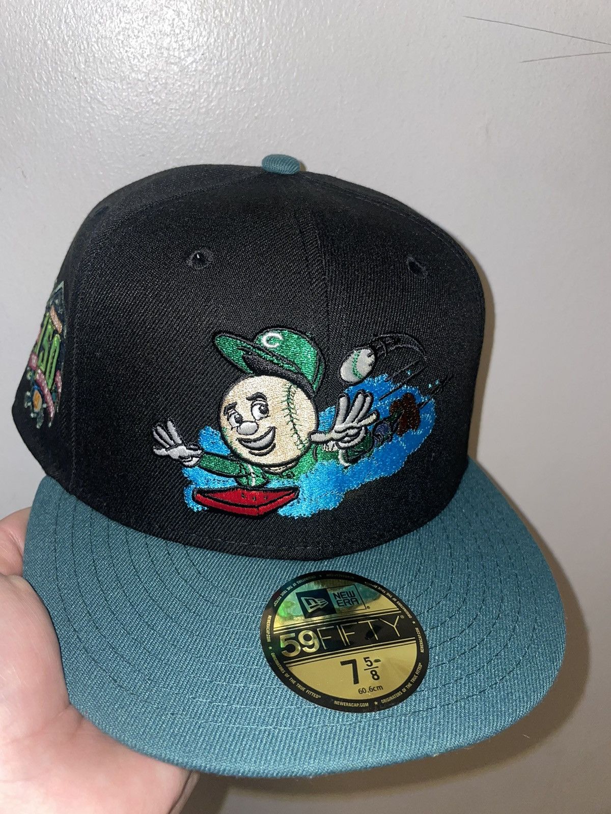 image of Myfitteds Cincinnati Reds 150Th Anniversary Luigi Mansion In in Green, Men's