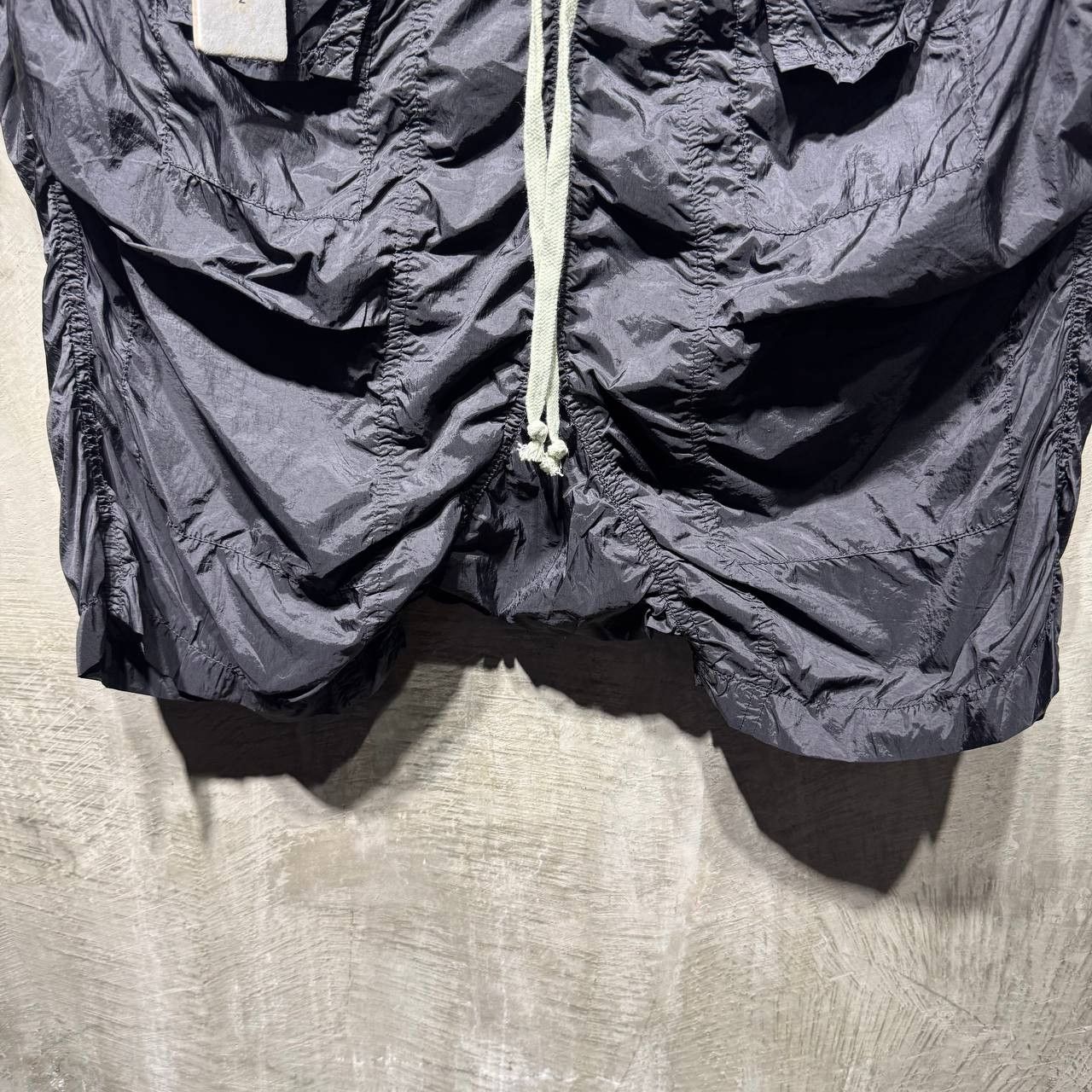 Rick Owens Drkshdw Rick Owens DRKSHDW Creatch Cargo Pod Shorts Size US 33 - 3 Thumbnail