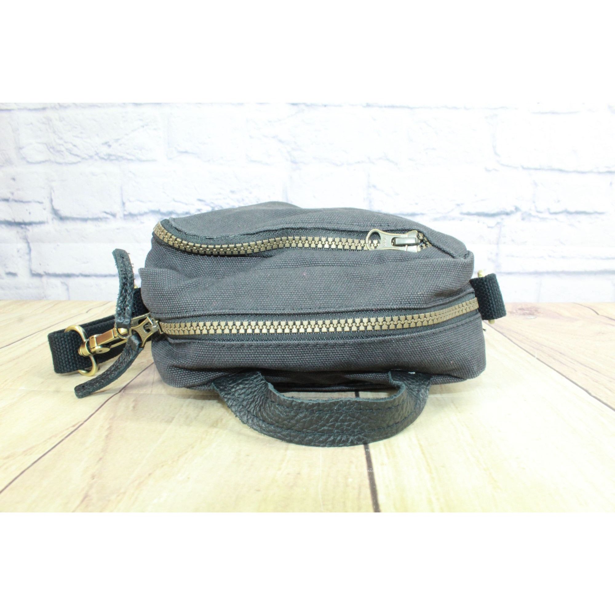 L.L. Bean LL Bean Essential Crossbody Bag Rugged Canvas Black Size ONE SIZE - 5 Thumbnail