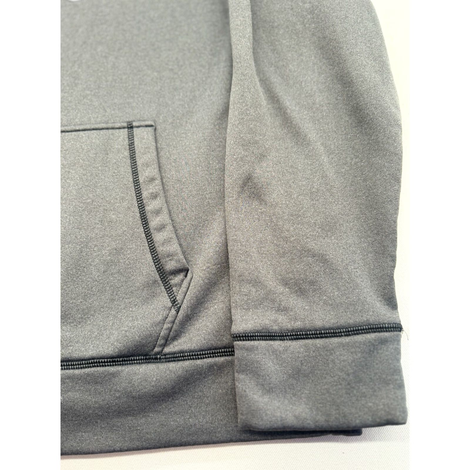 Under Armour VINTAGE Under Armour Storm Mens Hoodie Large Loose Gray Black Pullover Sweatshirt 2497 Size US L / EU 52-54 / 3 - 4 Thumbnail