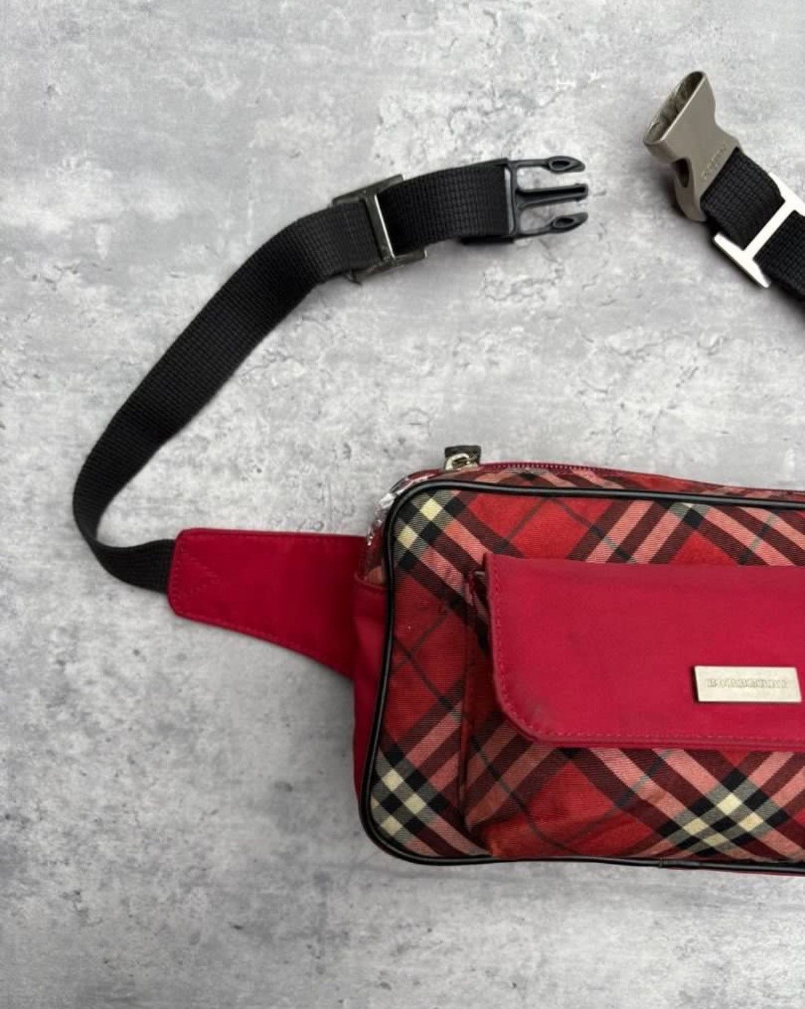 Burberry Authentic Burberry Red Plaid Canvas Belt Bag Size ONE SIZE - 7 Thumbnail