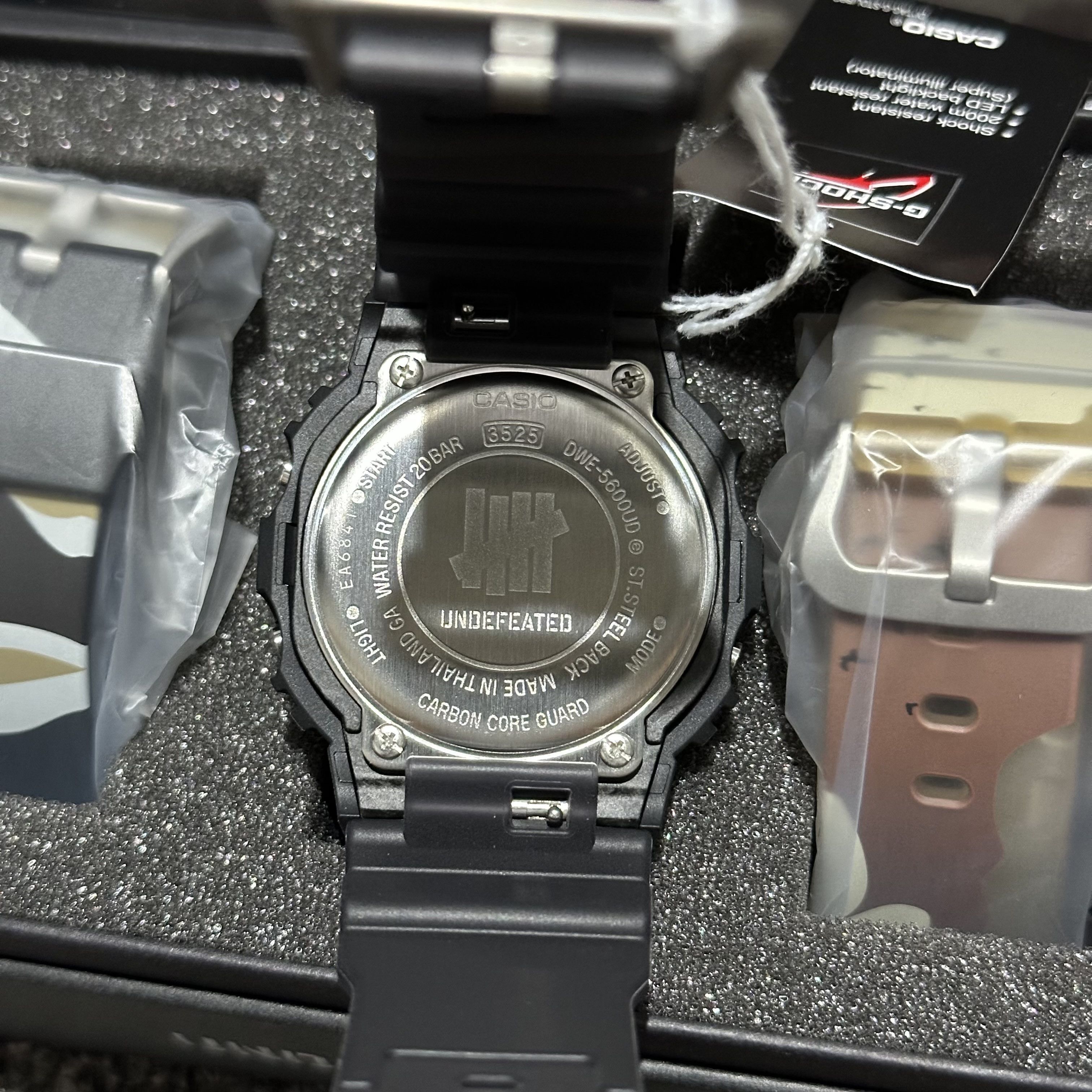 G Shock × Undefeated Gshock x Undefeated Watch Size ONE SIZE - 4 Thumbnail