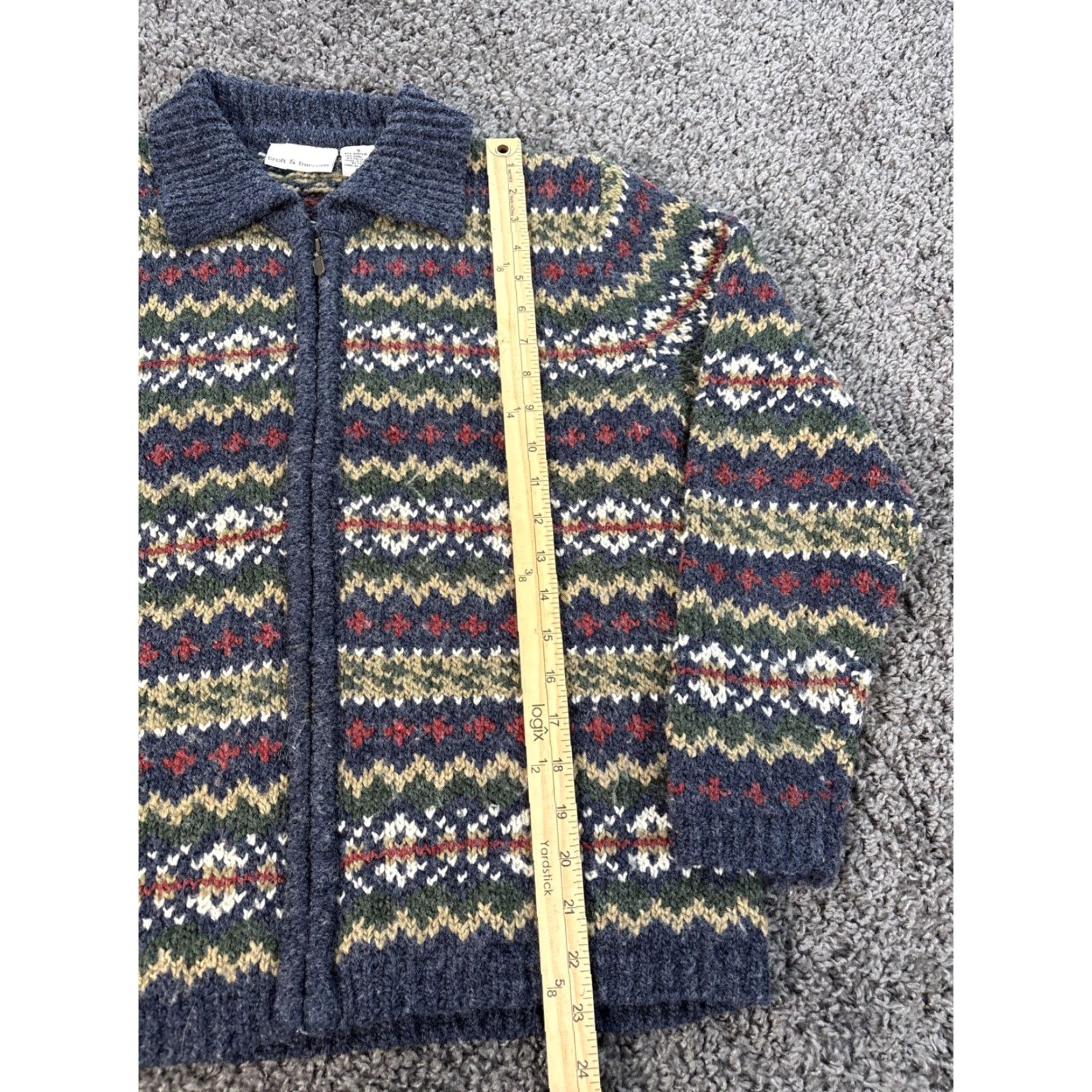 Barrow VINTAGE Croft And Barrow Cardigan Sweater Womens S Fair Isle Wool Black 90s Christmas Womens Size S / US 4 / IT 40 - 2 Thumbnail