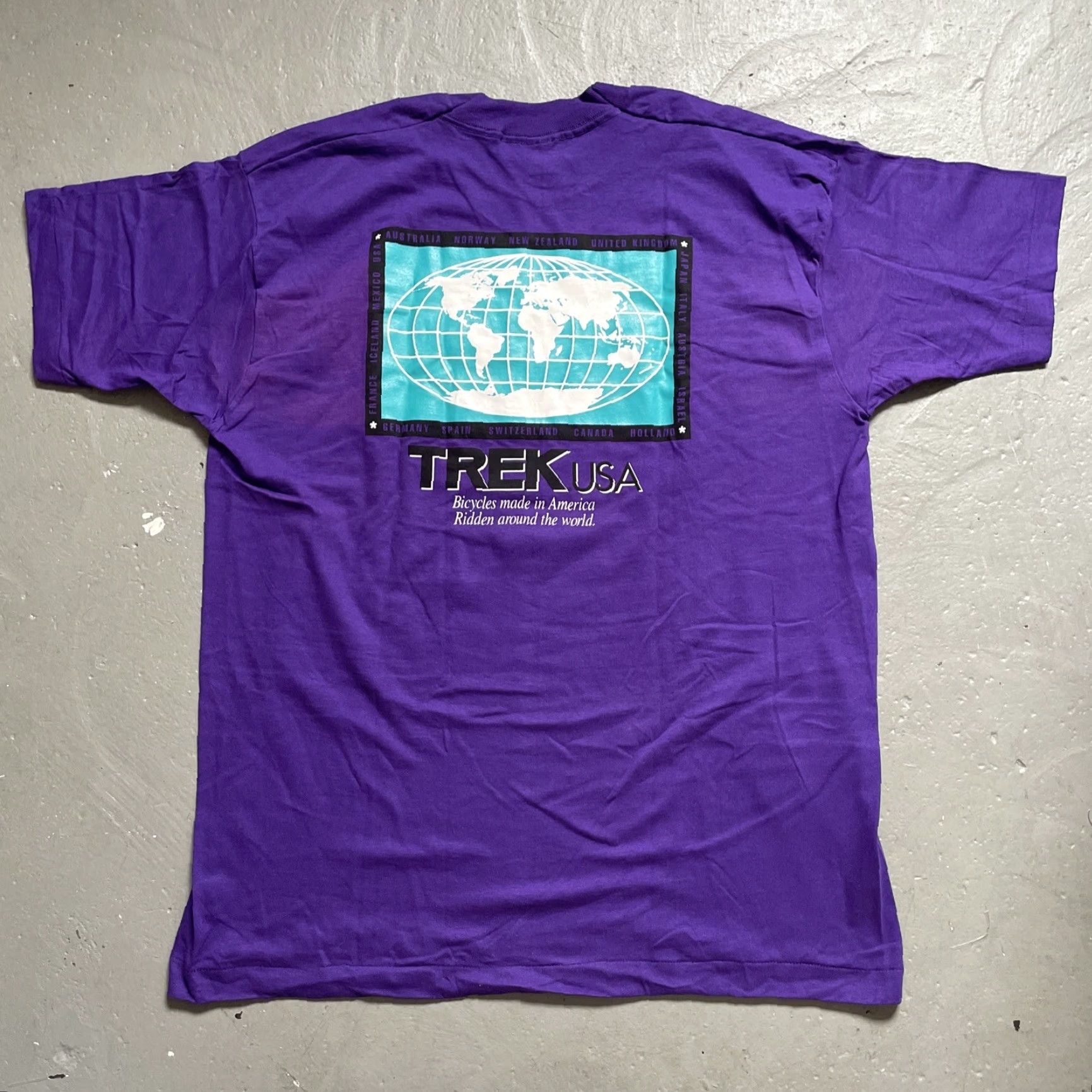 Fruit Of The Loom VINTAGE Trek Logo Promo Globe T-Shirt Nike? Size US XXL / EU 58 / 5 - 7 Thumbnail