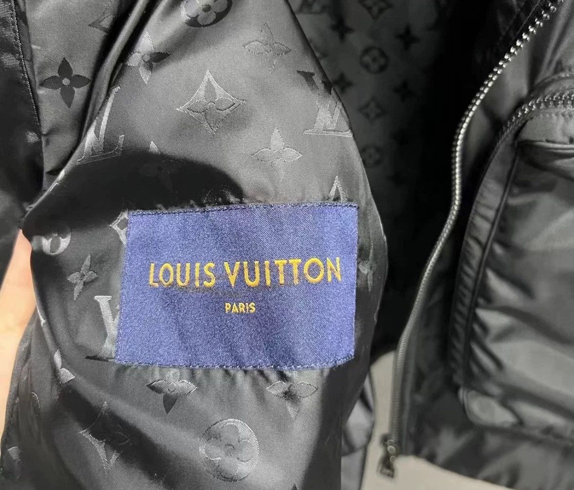 Louis Vuitton Louis Vuitton's latest black multi zipper workwear jacket Size US M / EU 48-50 / 2 - 3 Thumbnail