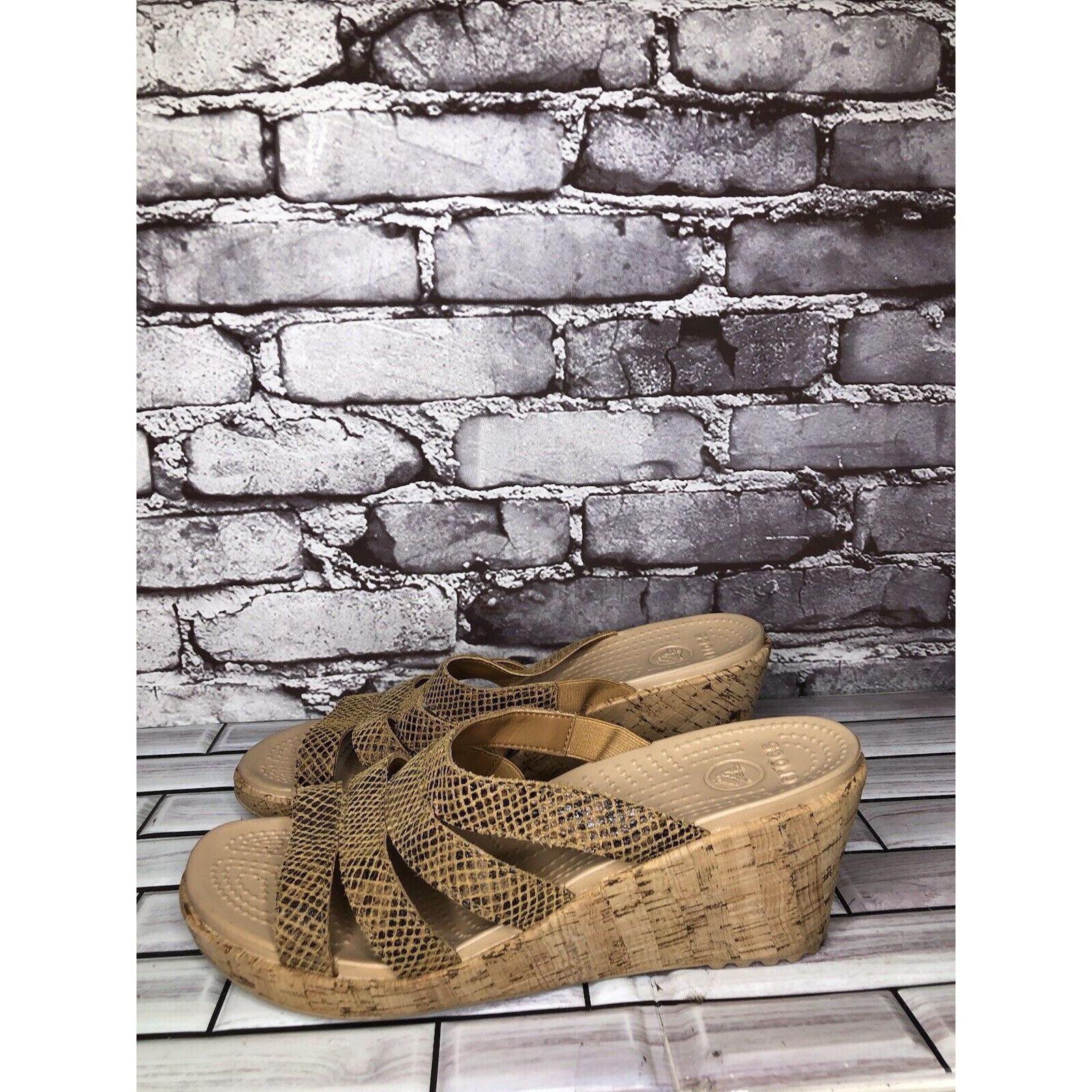 Crocs Crocs A-Leigh Gold Leather Snake Print Cork Wedge Sandals Wo Size US 11 / IT 41 - 17 Thumbnail