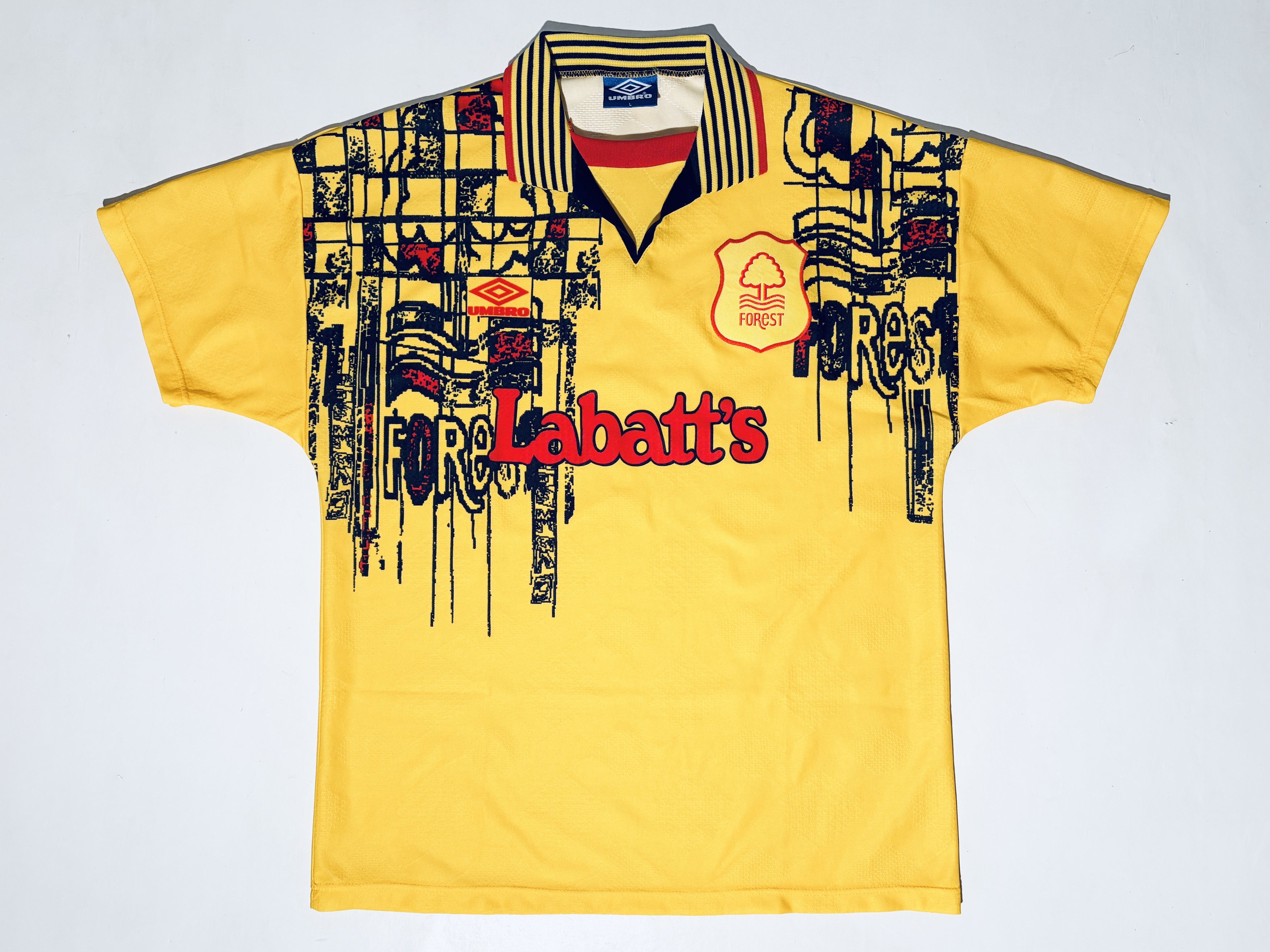 Umbro Nottingham Forest Away Football Shirt 1995 1997 Umbro 95/97 Size US L / EU 52-54 / 3 - 3 Thumbnail