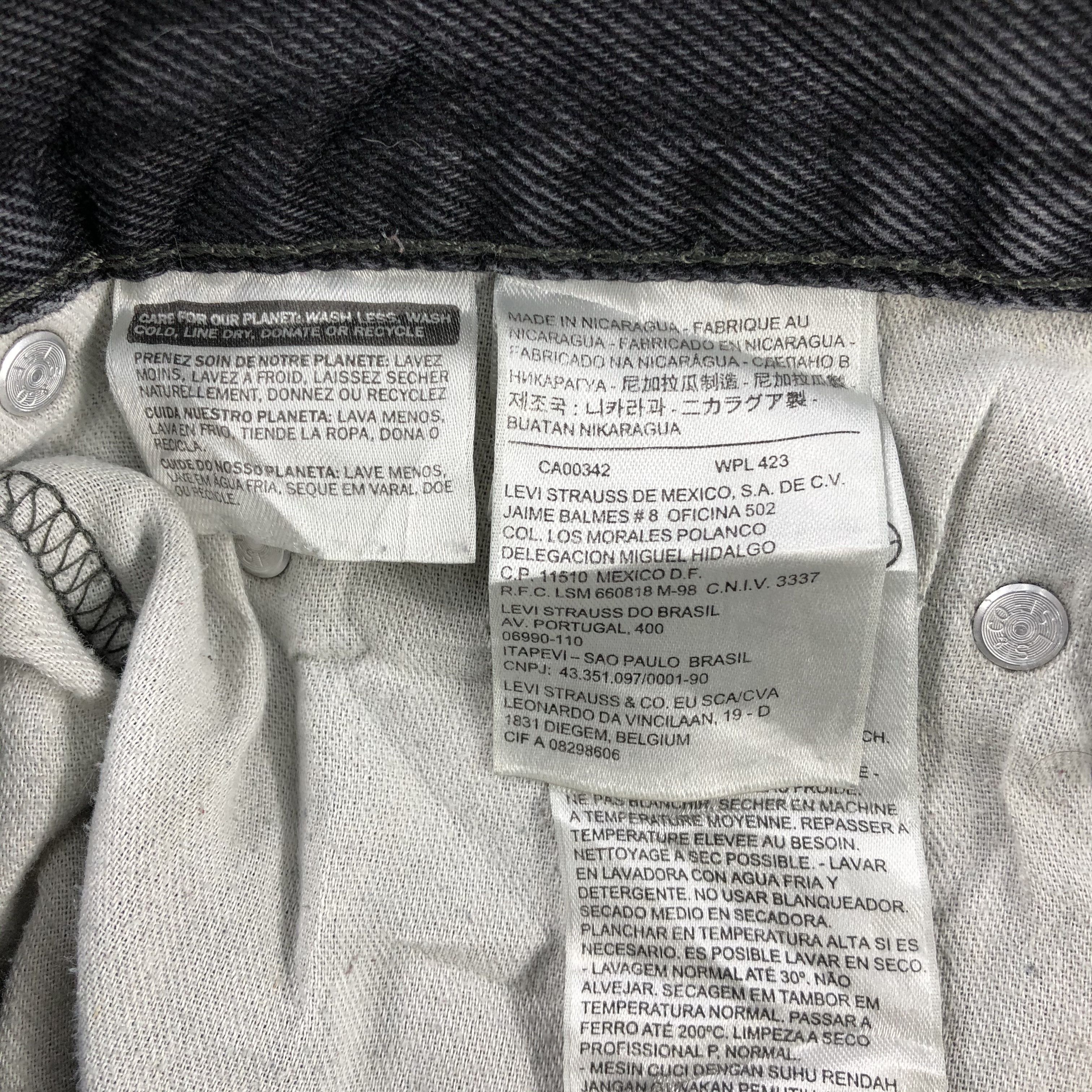 Levi's Vintage Levis 550 Jeans Faded Black Denim KJ971 Size US 31 - 11 Thumbnail