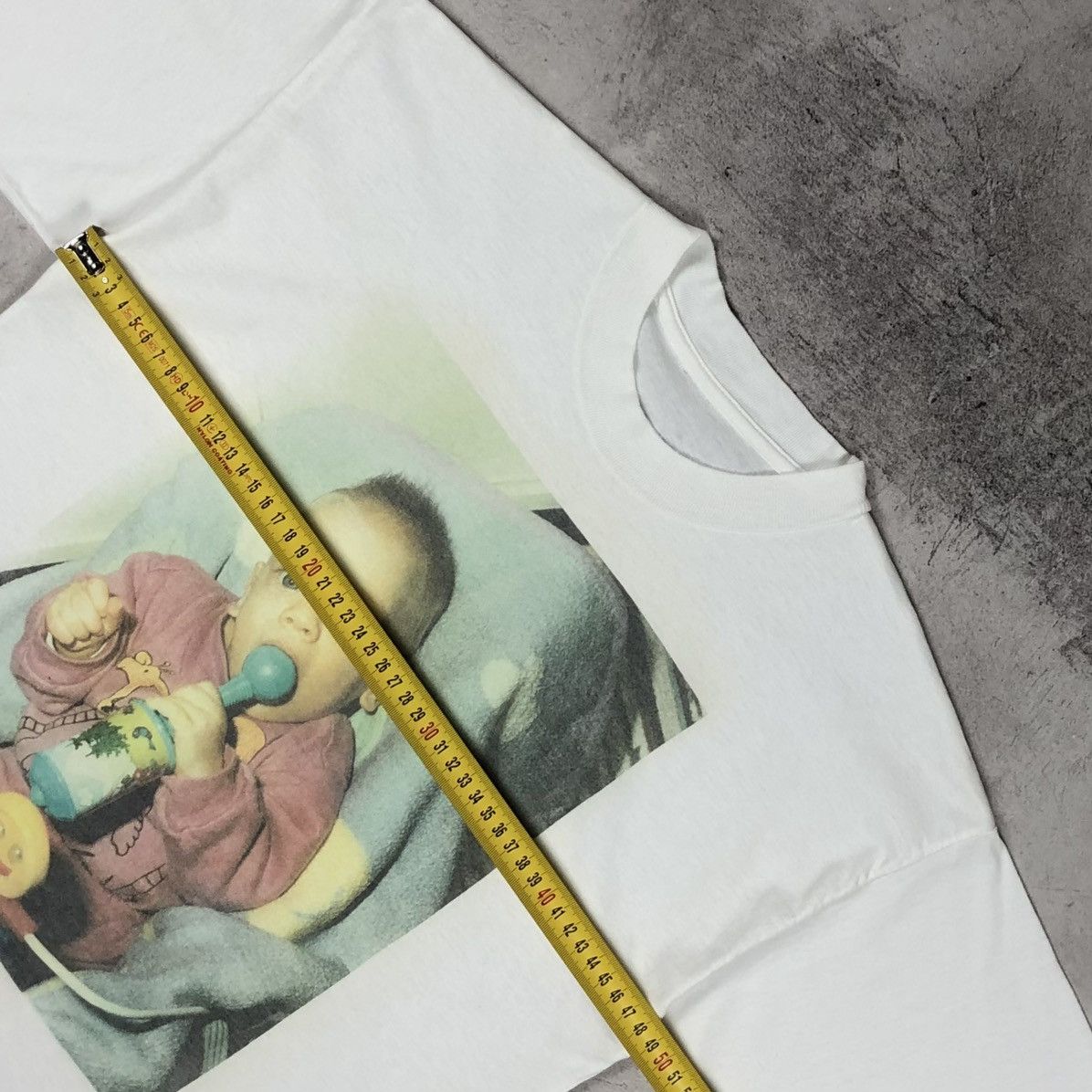 Vintage 90s Baby Creepy Bizarre Infant Graphic Tee Size US M / EU 48-50 / 2 - 17 Thumbnail