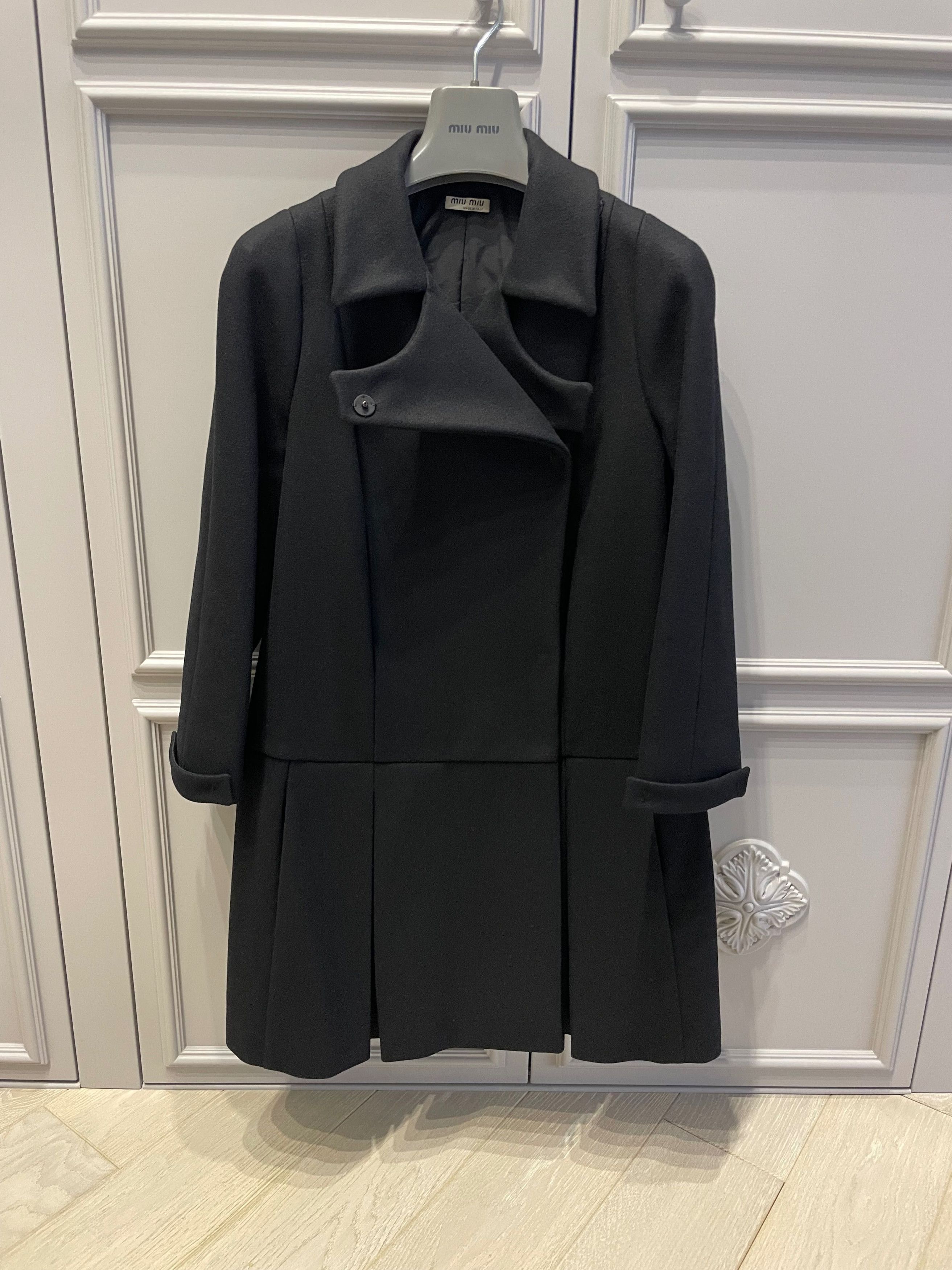 Miu Miu Miu Miu Wool Coat Vintage Prada Size M / US 6-8 / IT 42-44 - 1 Thumbnail