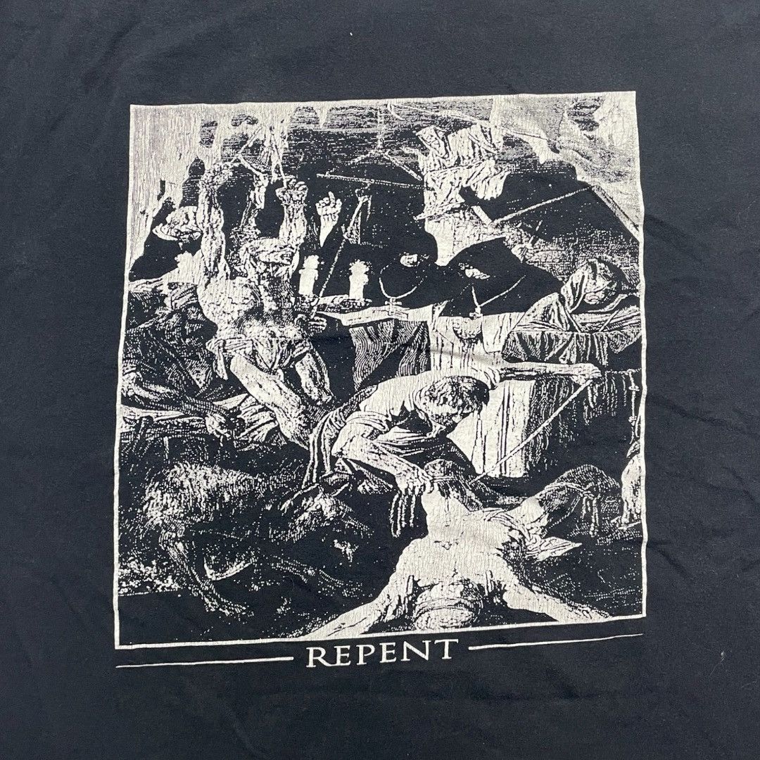 Band Tees Traitors Band tee Size US XL / EU 56 / 4 - 2 Thumbnail
