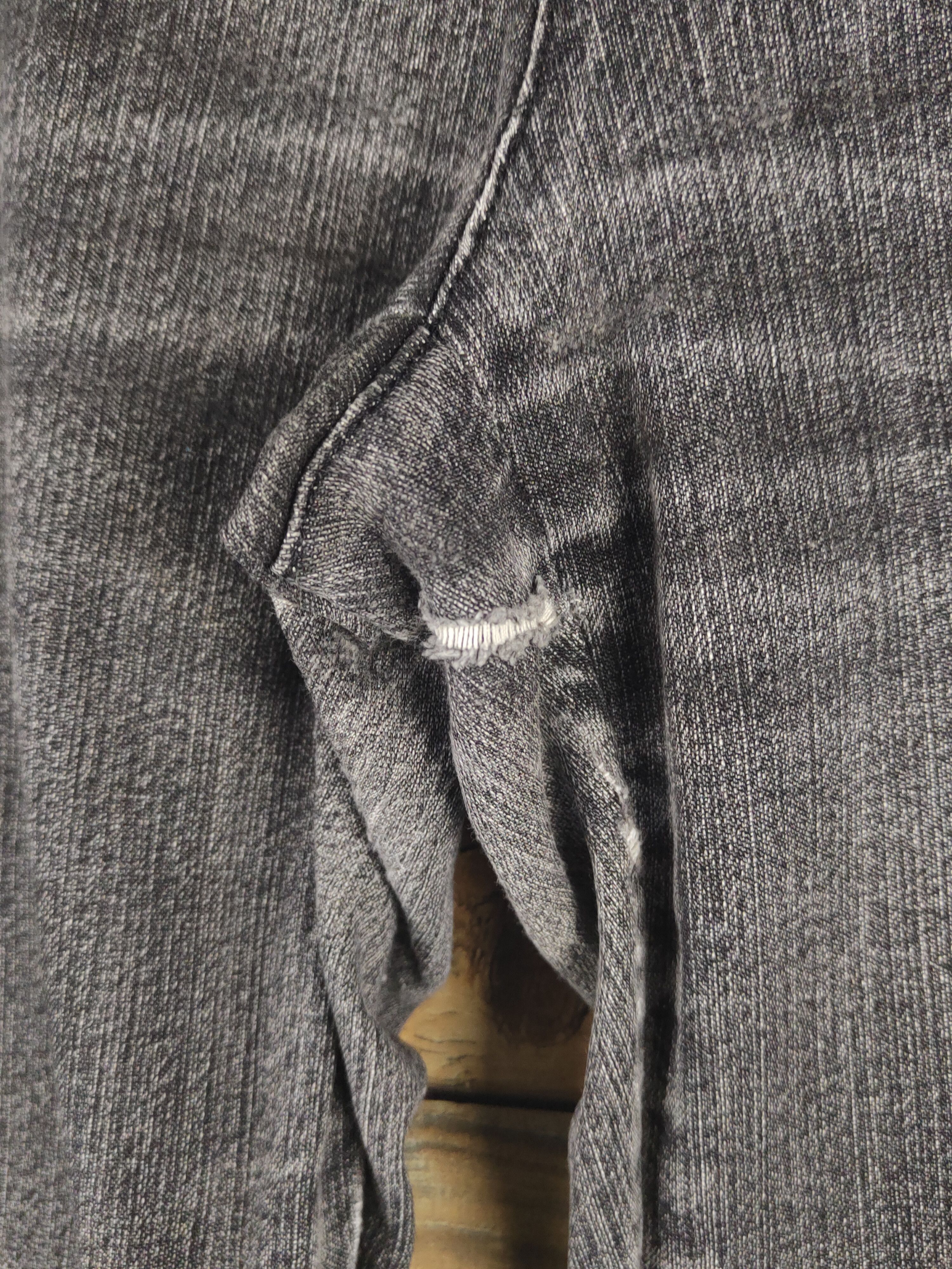 Japanese Brand Green Eye Black Distressed Ripped denim Jeans #W1607 Size 27" / US 4 / IT 40 - 2 Thumbnail