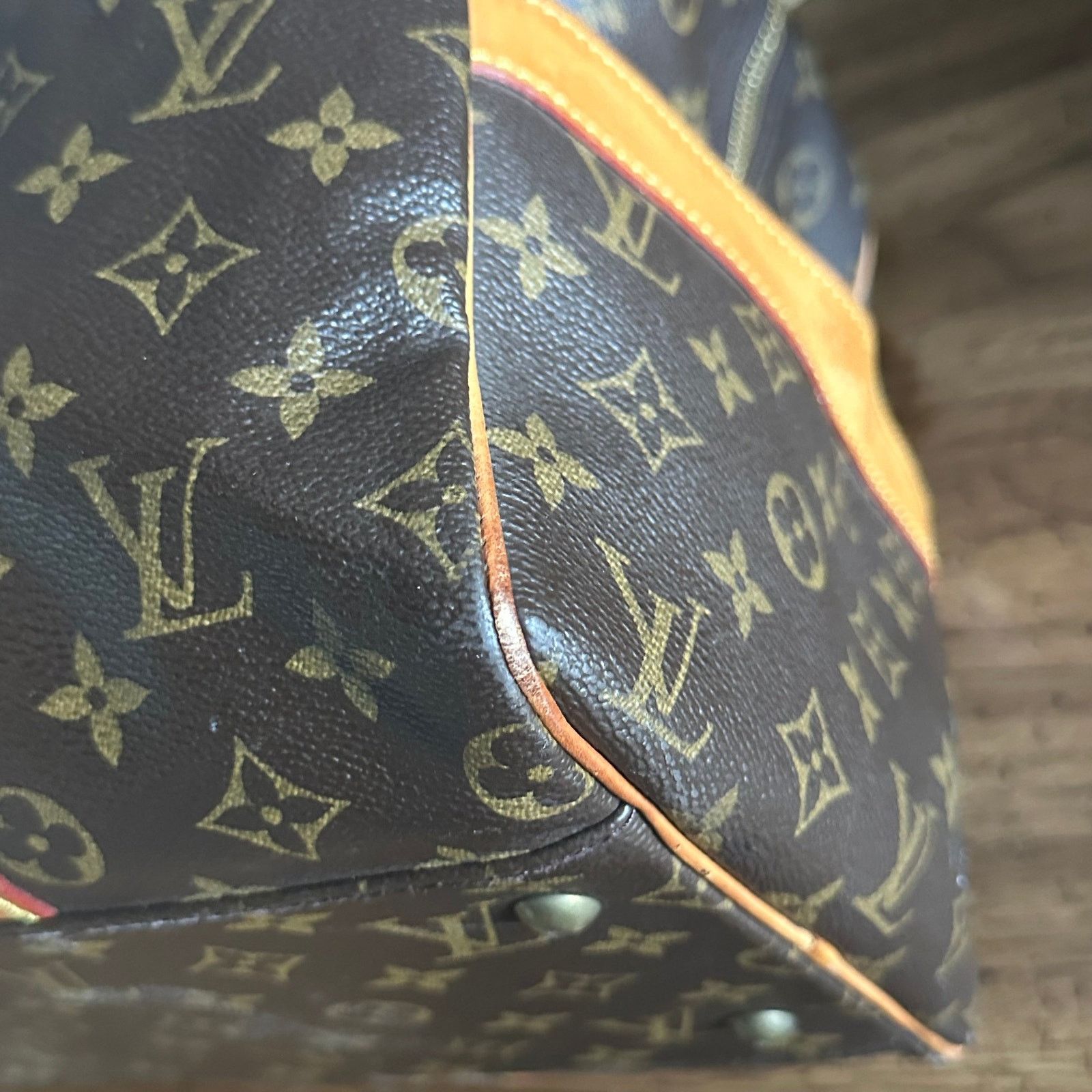 Louis Vuitton Vintage Louis Vuitton 2008 Carryall Travel Bag Size ONE SIZE - 17 Thumbnail