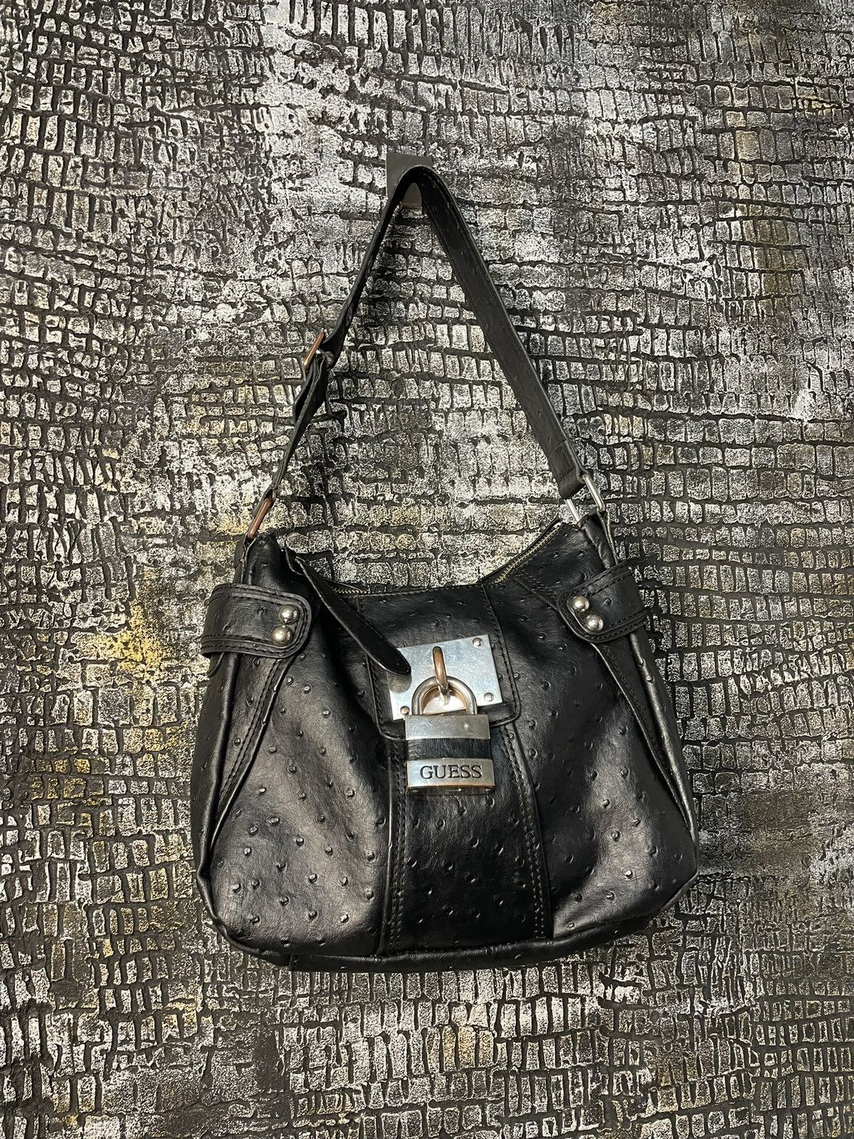 Guess Vintage Guess Bag Y2K Metal Logo Size ONE SIZE - 4 Thumbnail