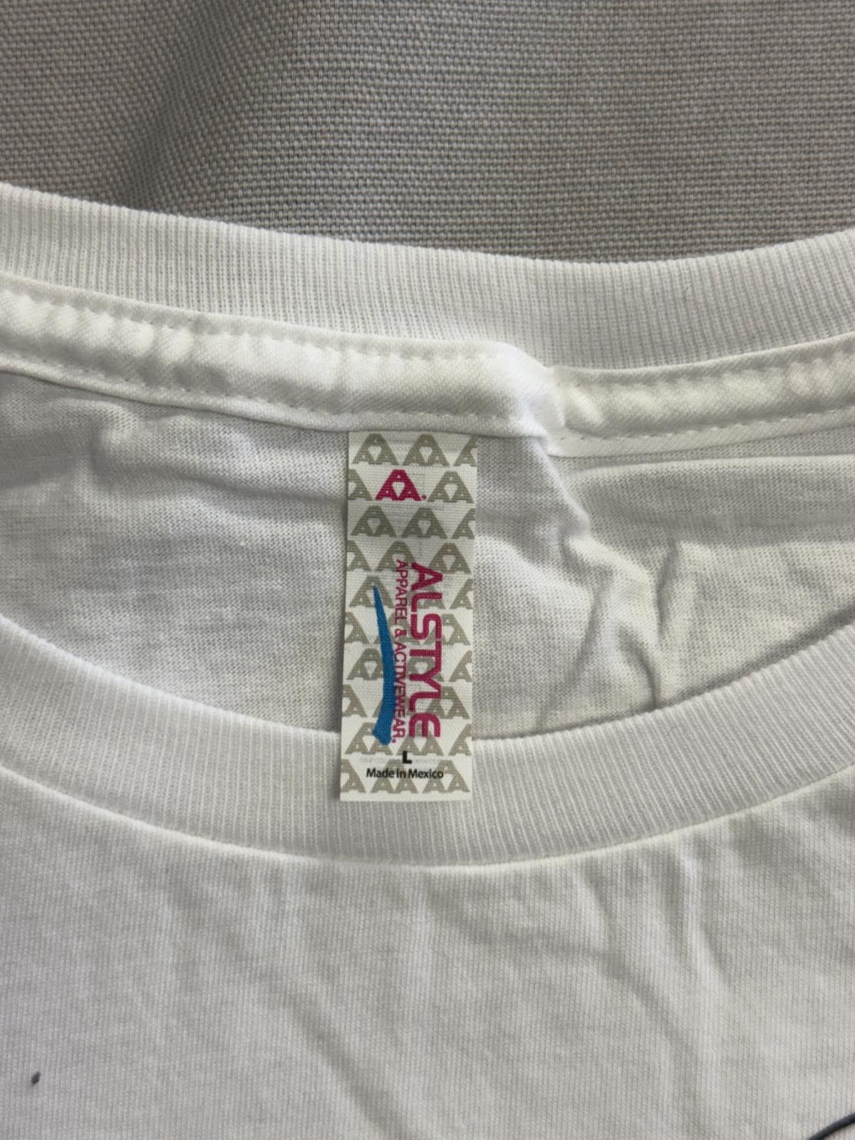 Designer Y2K You Me at Six Band T-shirt Junior / Womens Tee L Size US L / EU 52-54 / 3 - 2 Thumbnail