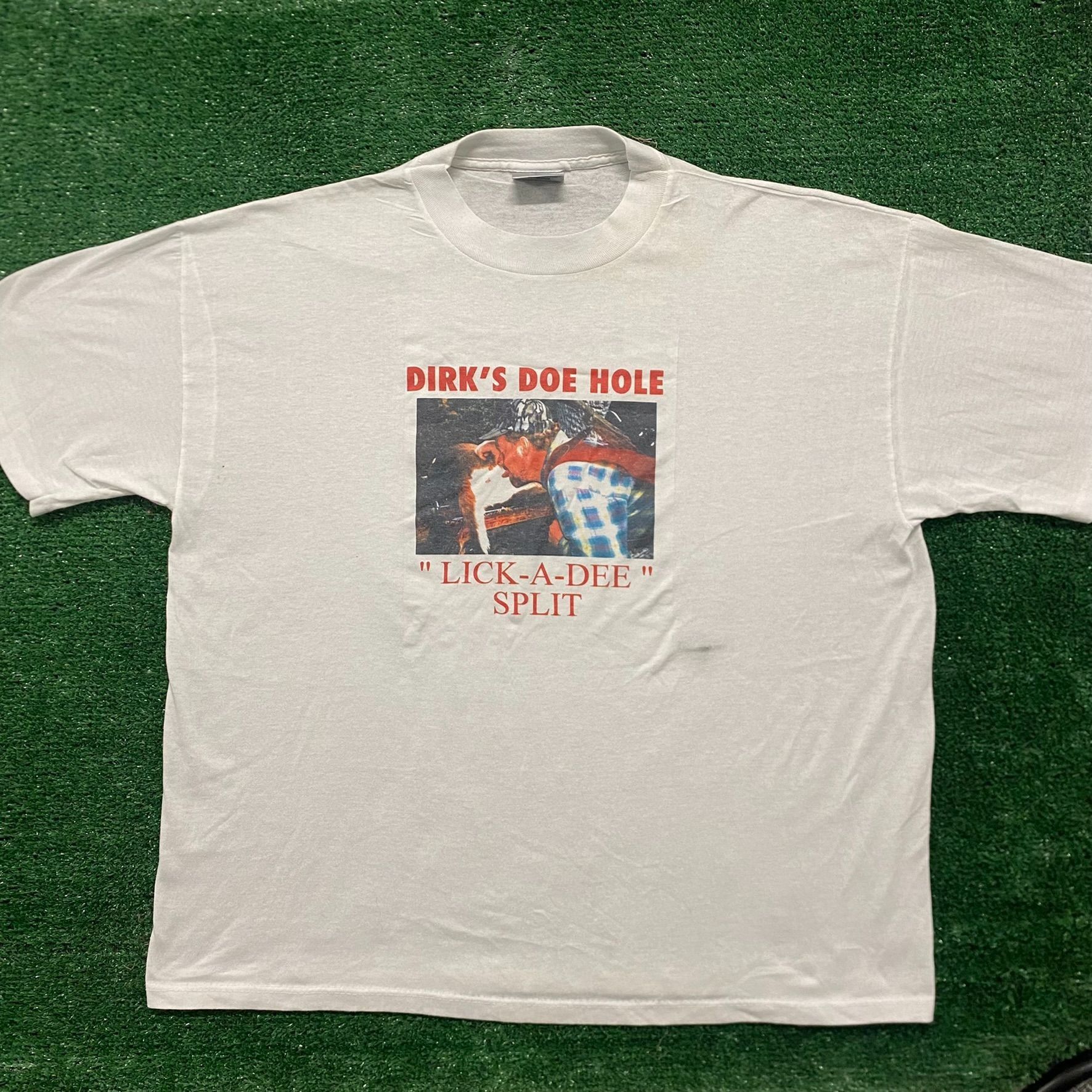 Brockum Vintage 90s Redneck Deer Hunting Single Stitch T-Shirt Size US XL / EU 56 / 4 - 1 Thumbnail