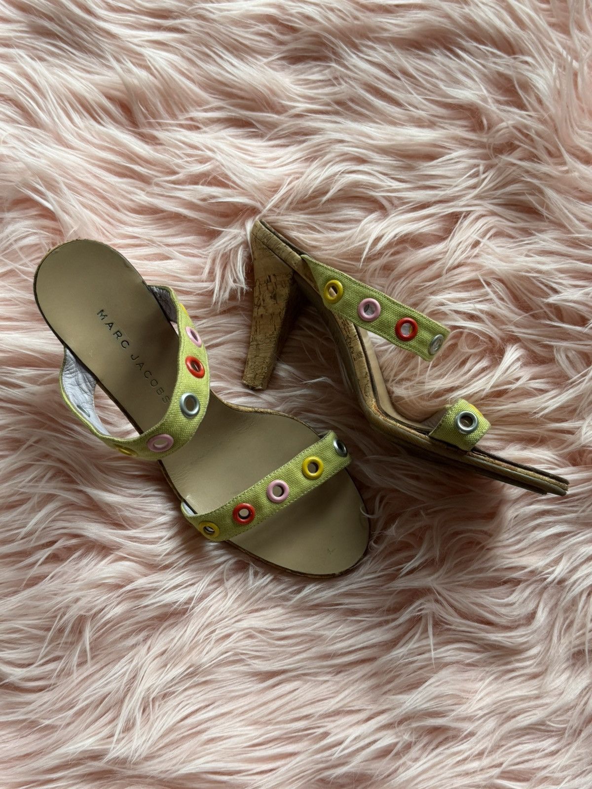 Marc Jacobs Vintage Marc Jacobs Lime Green Spring/ Summer Cork Heel Pump Size US 6.5 / IT 36.5 - 3 Thumbnail