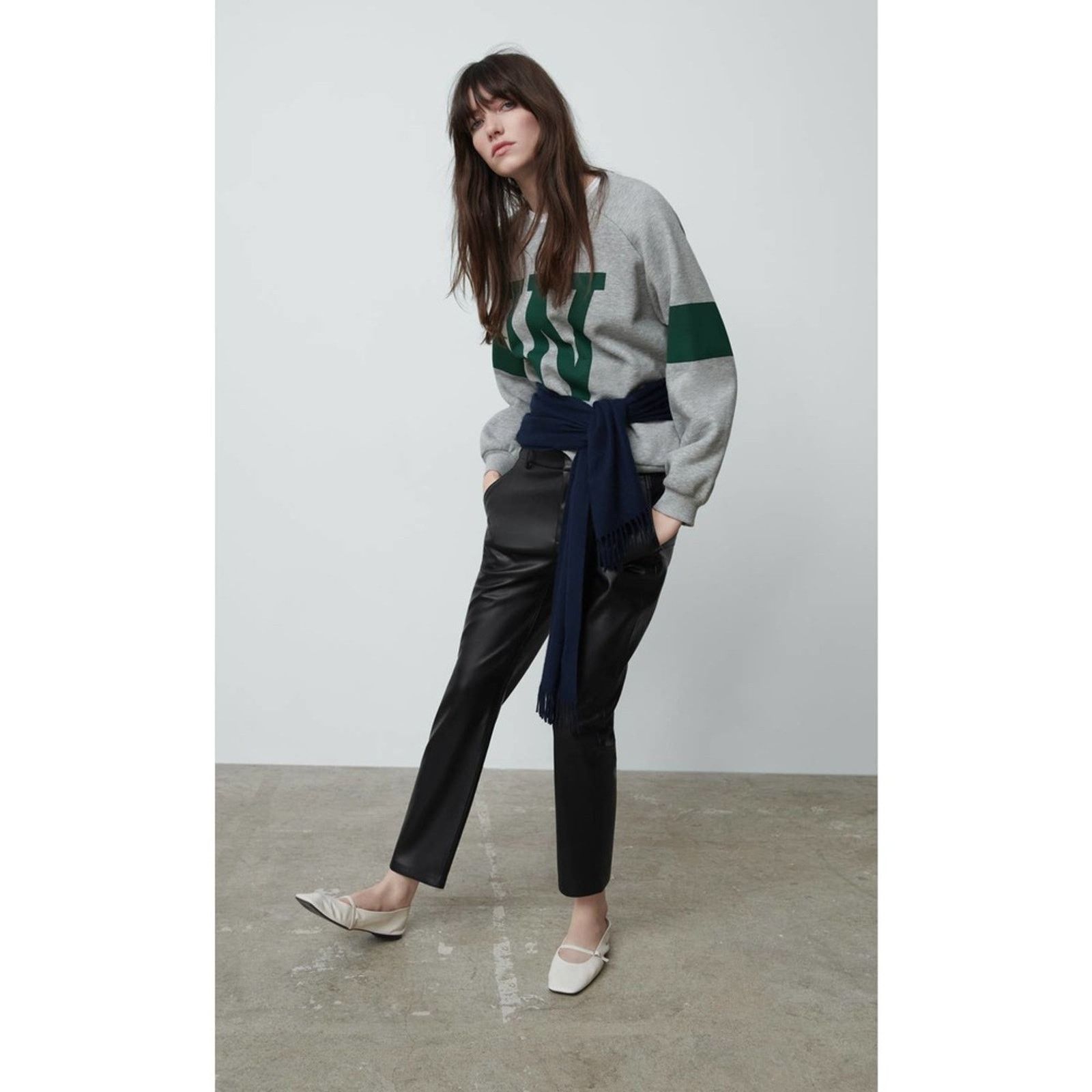Zara ZARA BLOGGER FAVORITE FAUX LEATHER PANTS BLACK Size 28" / US 6 / IT 42 - 6 Thumbnail
