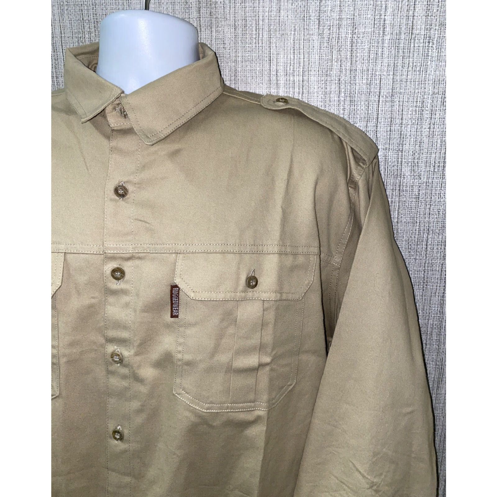 Vintage Rugged Wear Men’s Beige Long Sleeve Cotton Button-Up Shirt XL Casual Size US XL / EU 56 / 4 - 2 Thumbnail