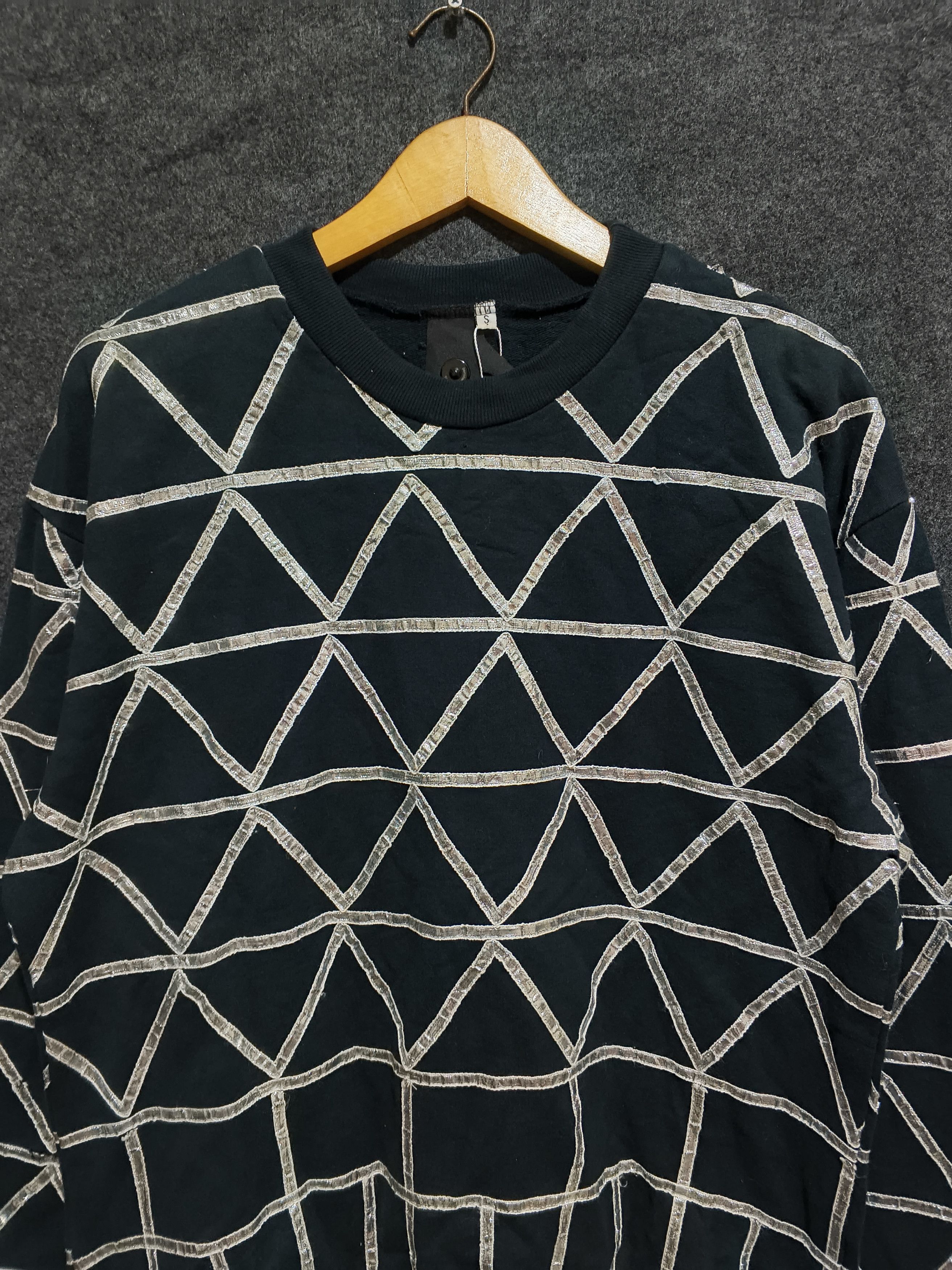 Bernhard Willhelm 💥ARCHIVE💥 Bernhard Willhelm AW03-04s Triangle Sweaters Size US S / EU 44-46 / 1 - 4 Thumbnail