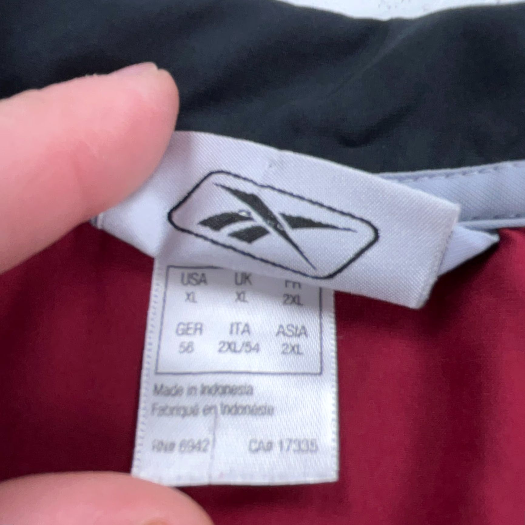 Reebok VINTAGE Reebok Jacket Men XL Red Black Windbreaker Track Suit Warm Up Track Y2K Size 46R - 5 Thumbnail