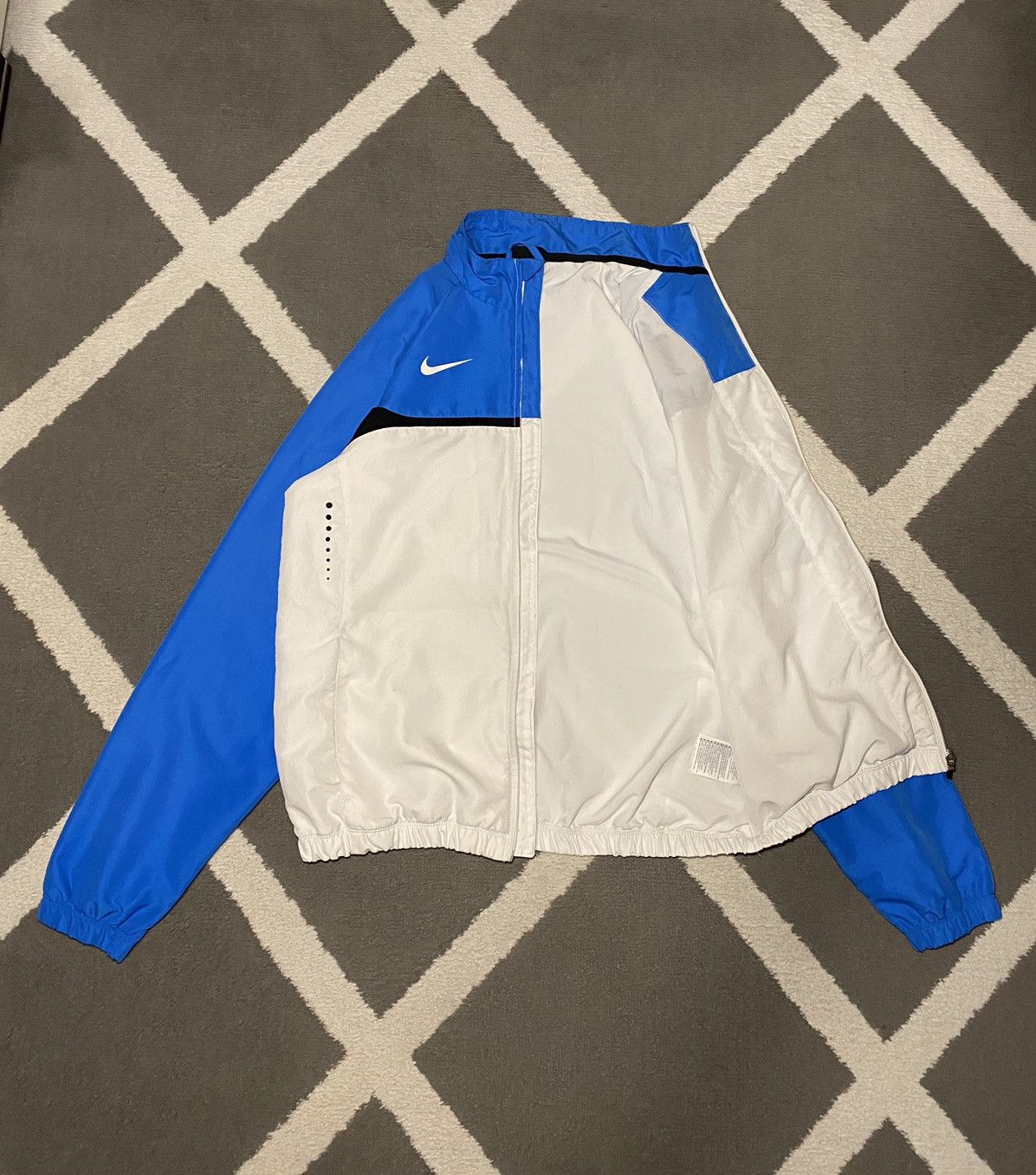 Nike Nike Inter Milan Light Track Jacket blokecore 00’s Y2K Size US M / EU 48-50 / 2 - 8 Thumbnail