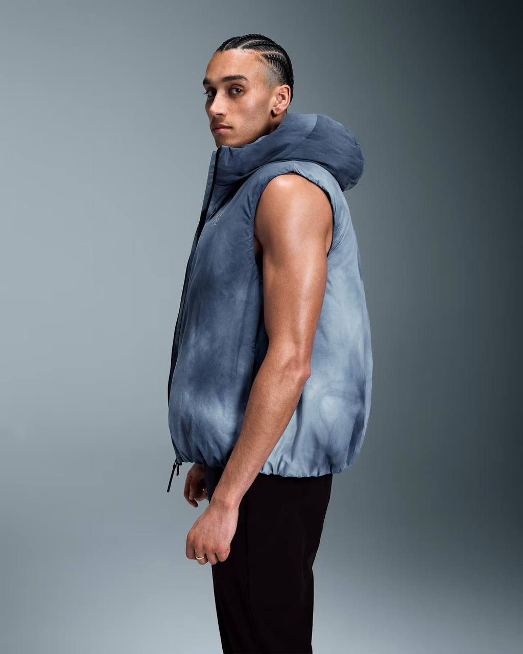 Loewe × On Loewe x On Blue Multicolor Puffer Vest Size M Size US M / EU 48-50 / 2 - 1 Thumbnail