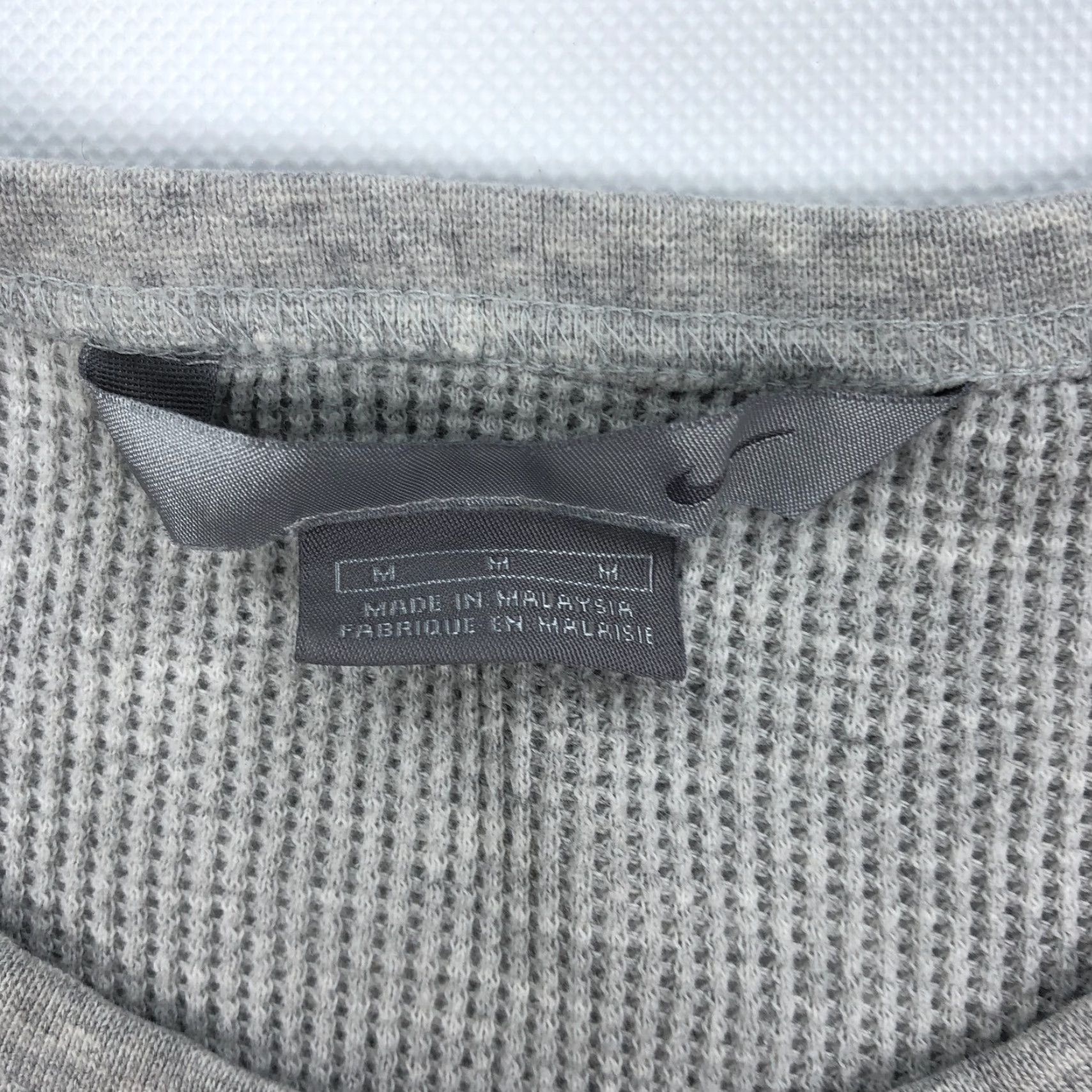 Nike Nike Men M Medium Waffle Knit Thermal T-Shirt Long Sleeve Gray Blue Block Colorblock Crew Neck Casual Sports Shirt Size US M / EU 48-50 / 2 - 4 Thumbnail