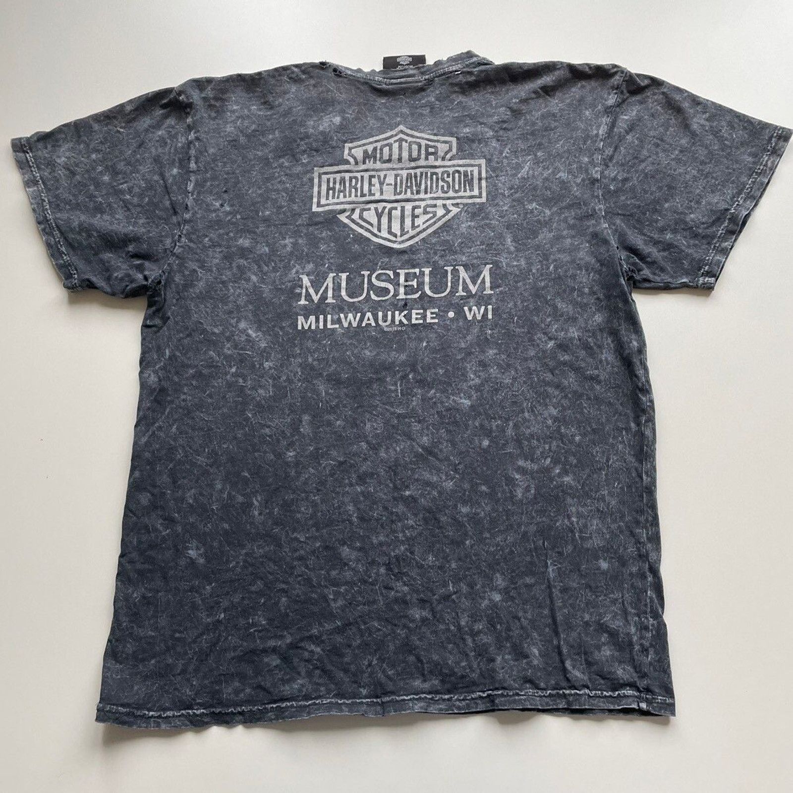 Harley Davidson Vintage Y2K Harley Davidson Skull T Shirt Large Distressed Size US L / EU 52-54 / 3 - 3 Thumbnail