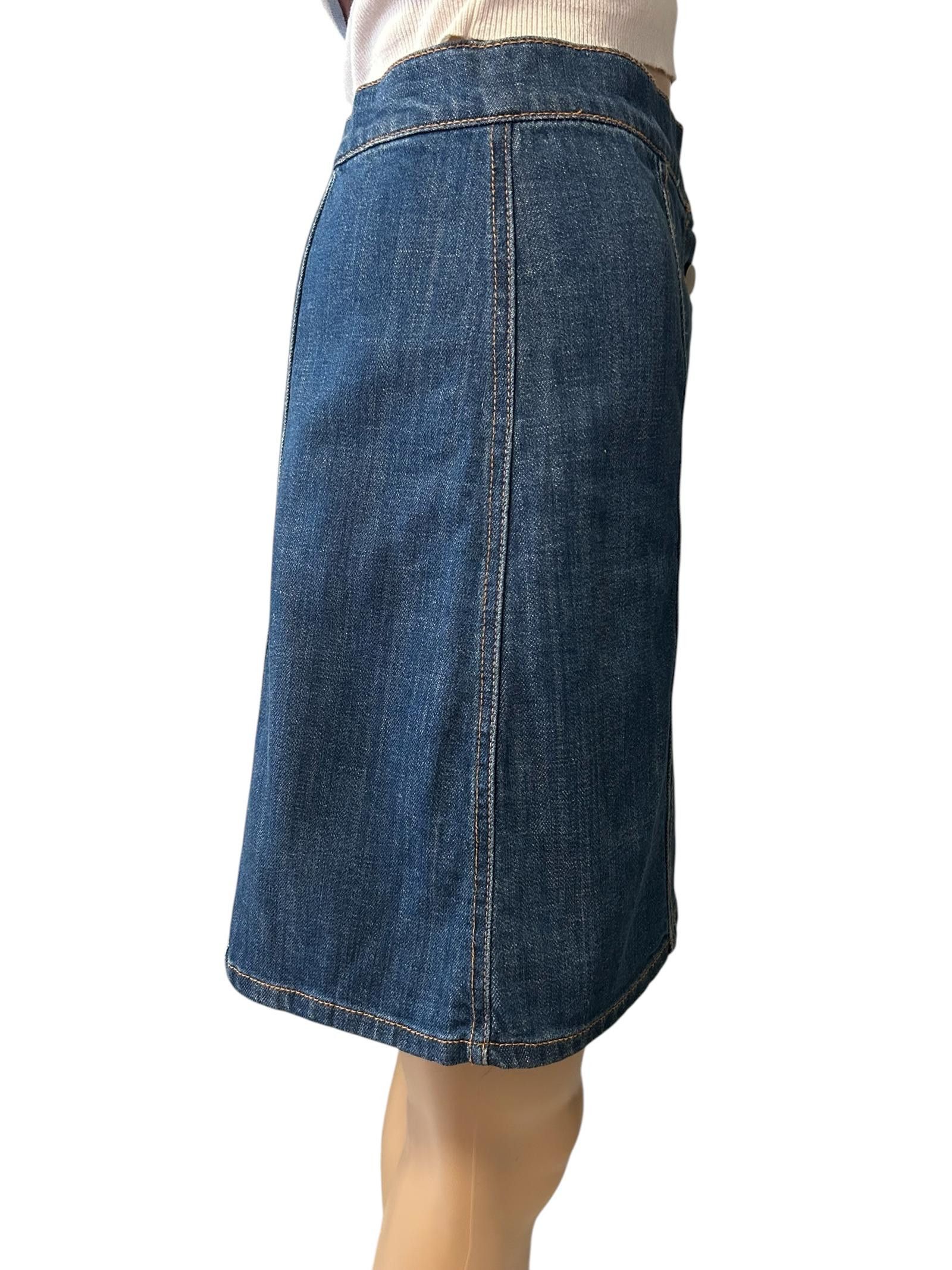 Designer Stylish Denim A-Line Skirt with Button Detail Size 27" / US 4 / IT 40 - 3 Thumbnail