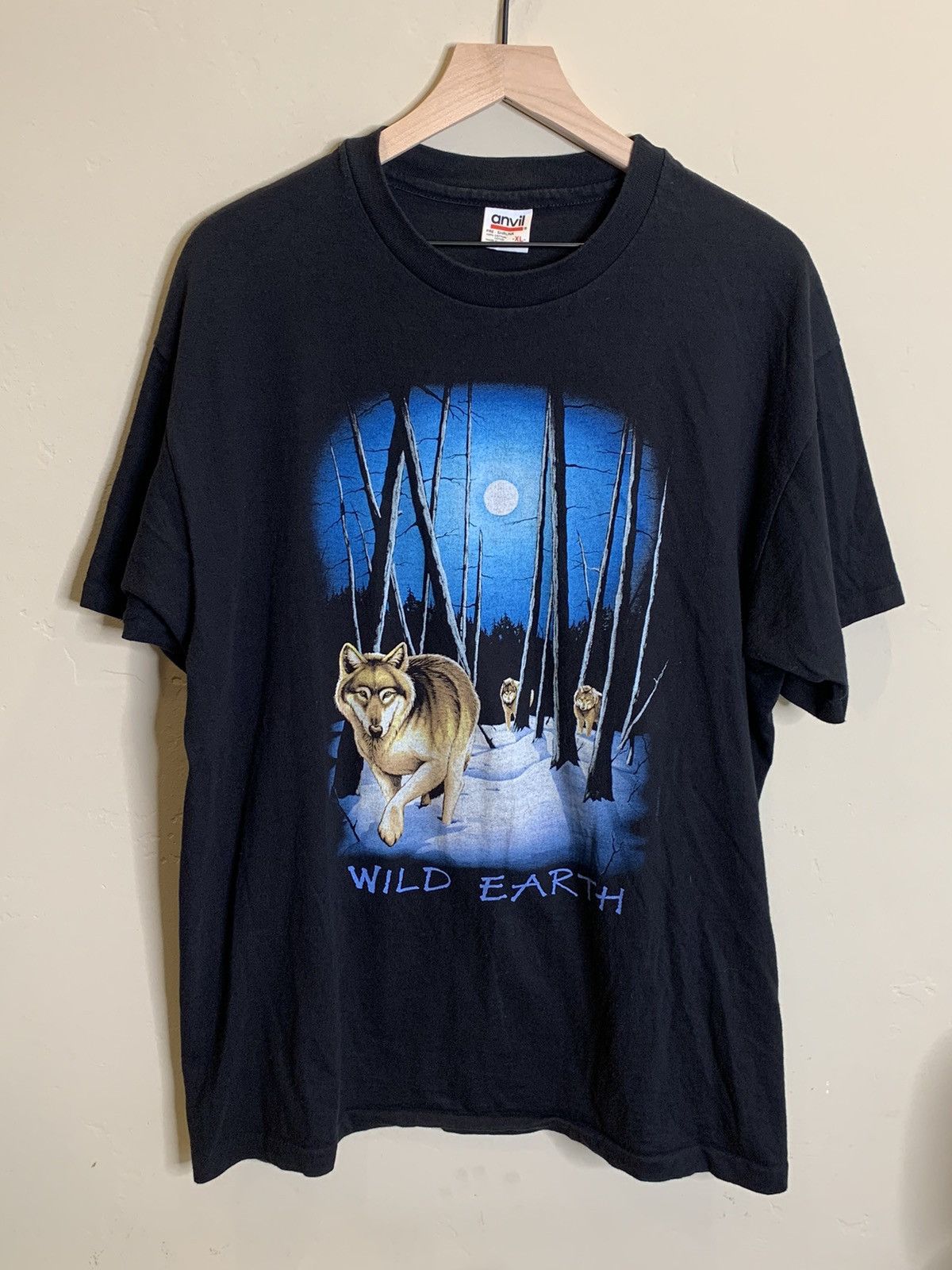 RARE Vintage Wild Earth Wolf Wolves Justin Bieber Wore Shirt