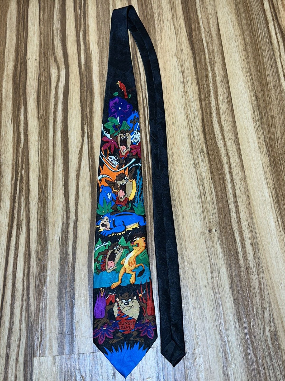 Warner Bros 1993 looney toons Cartoon Taz the Jungle Devil Necktie Size ONE SIZE - 3 Thumbnail