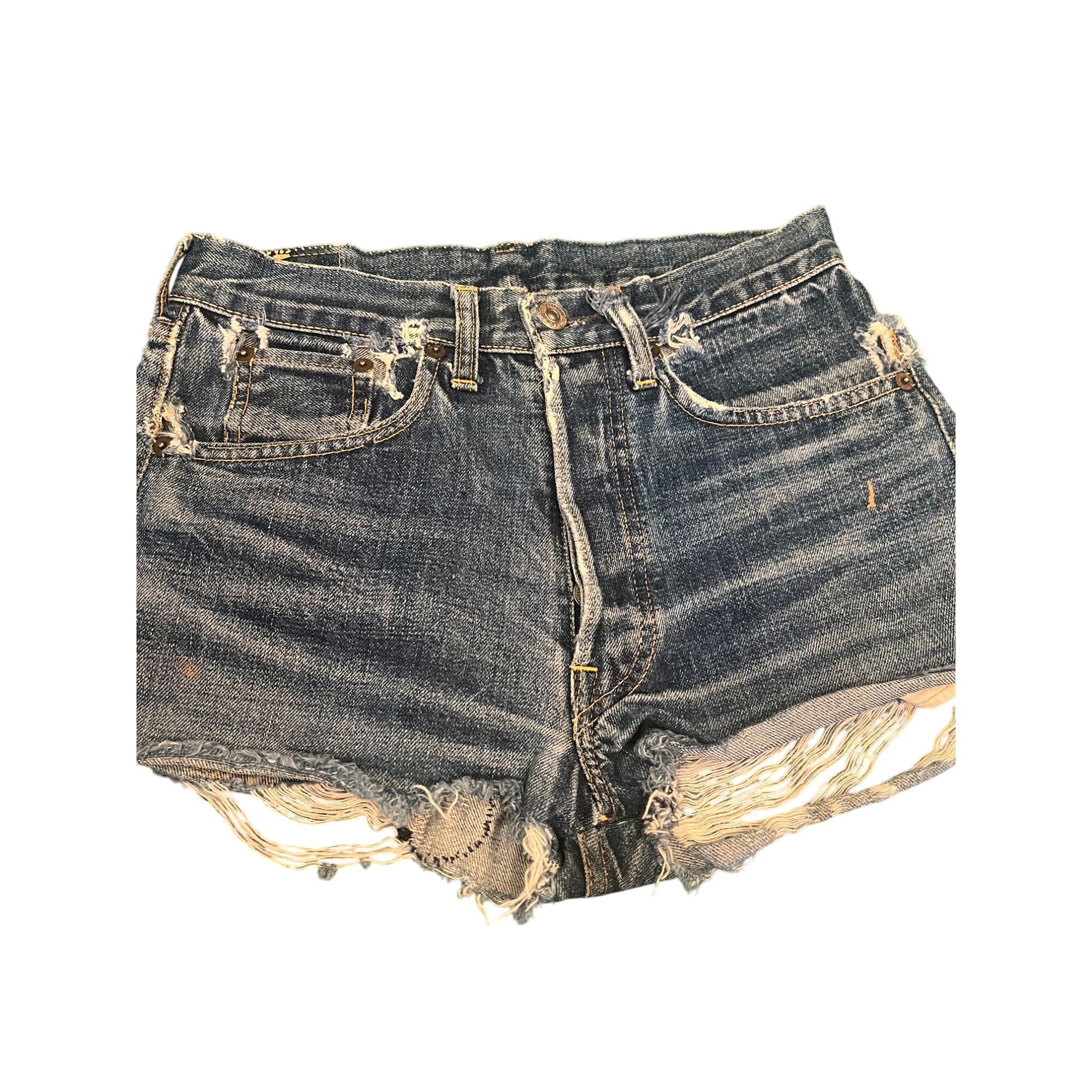 Levi's Vintage Levis Distressed Denim Shorts W/ Rolling Stones Patc Size 28" / US 6 / IT 42 - 6 Thumbnail