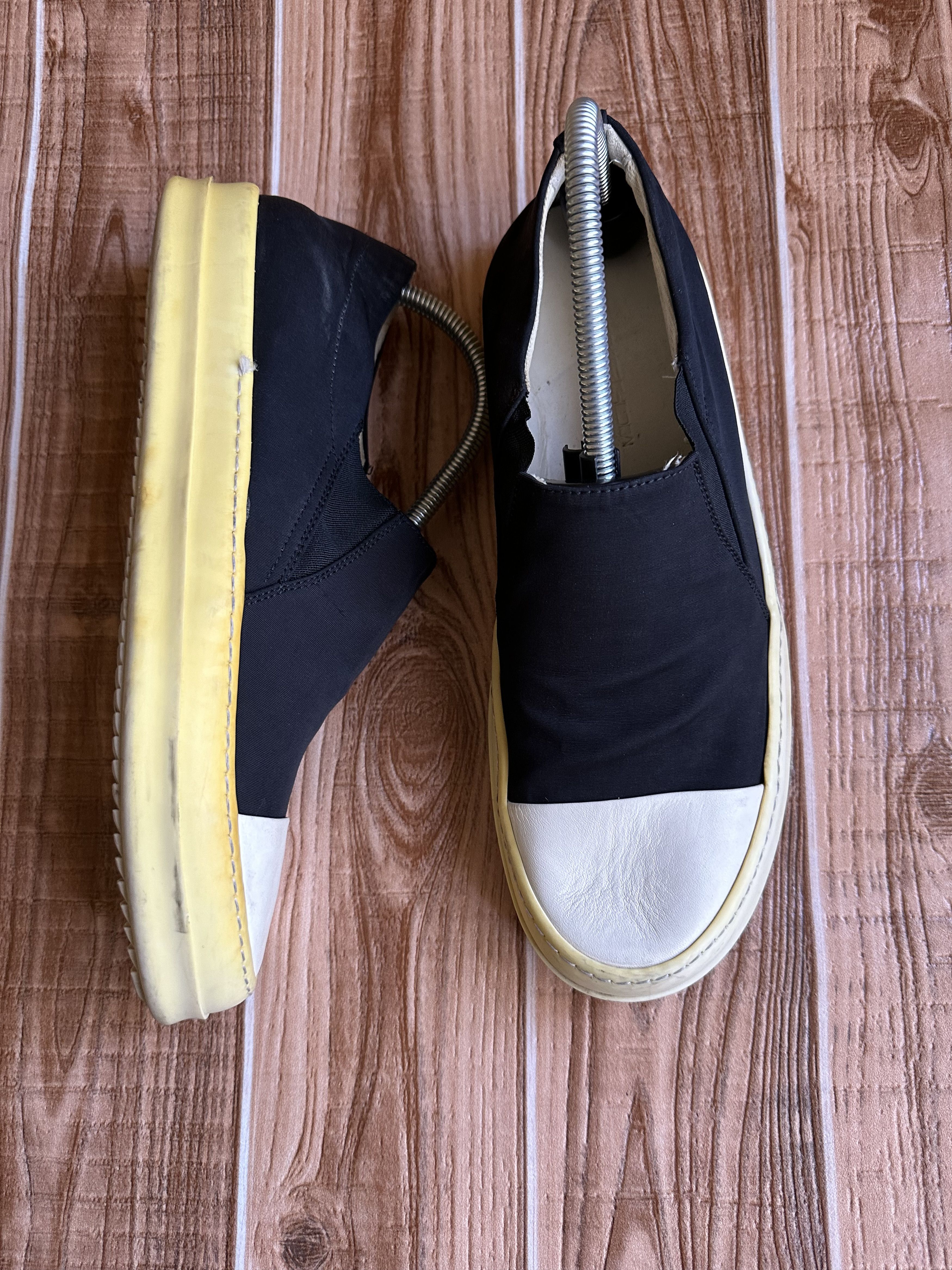 Rick Owens Rick Owens Drkshdw Slip on Boat SNeakers black Milk Size US 10 / EU 43 - 7 Thumbnail