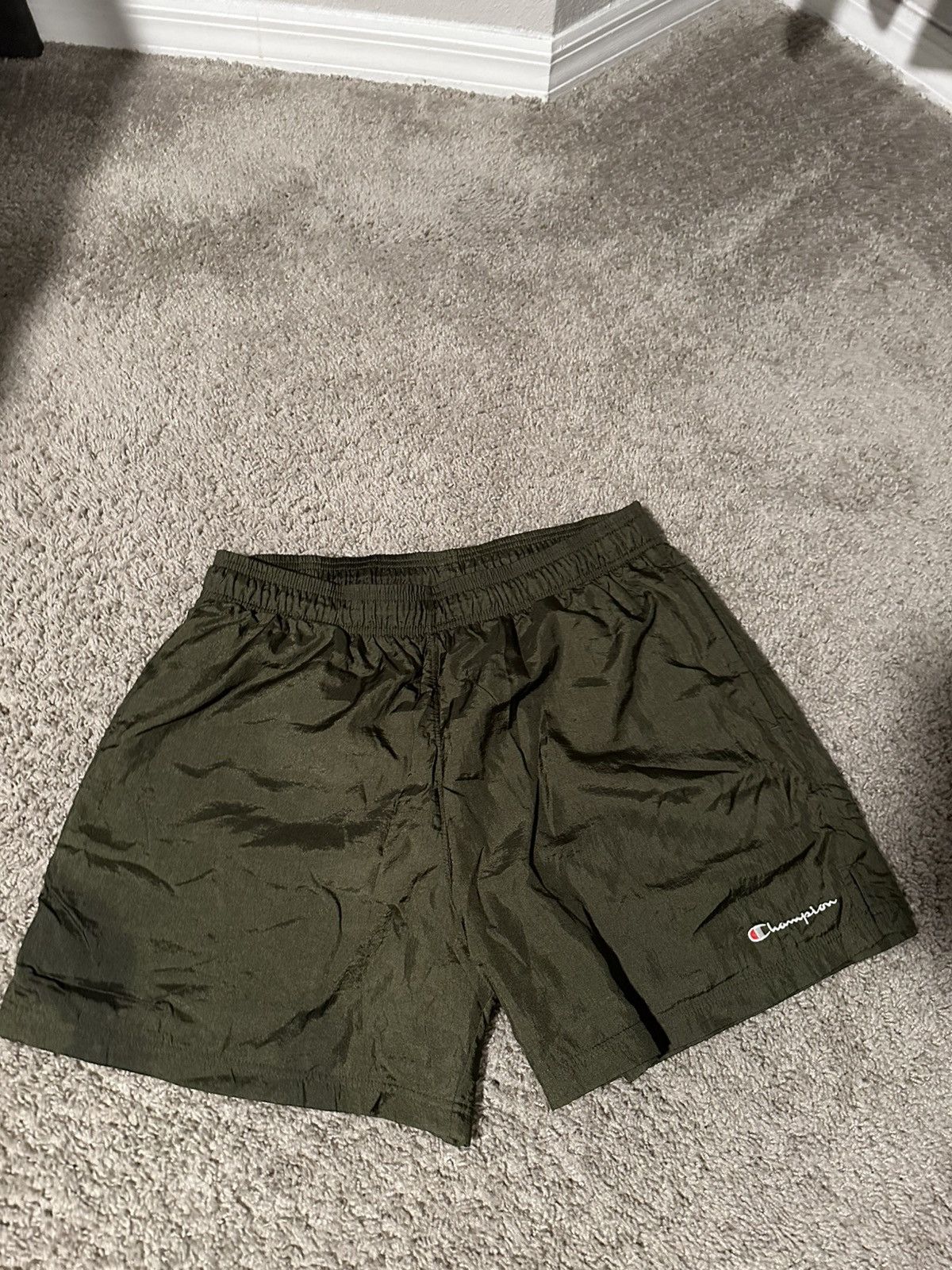 Champion Nylon Olive Green Champion Shorts Size US 34 / EU 50 - 1 Thumbnail