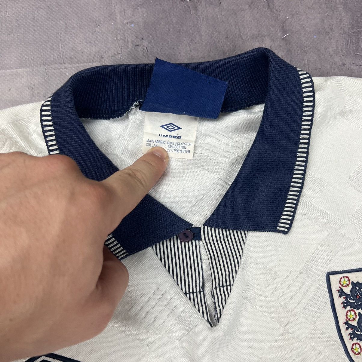 Umbro Rare! England Umbro 1990/92 Soccer Jersey Shirt 90s Size US M / EU 48-50 / 2 - 15 Thumbnail