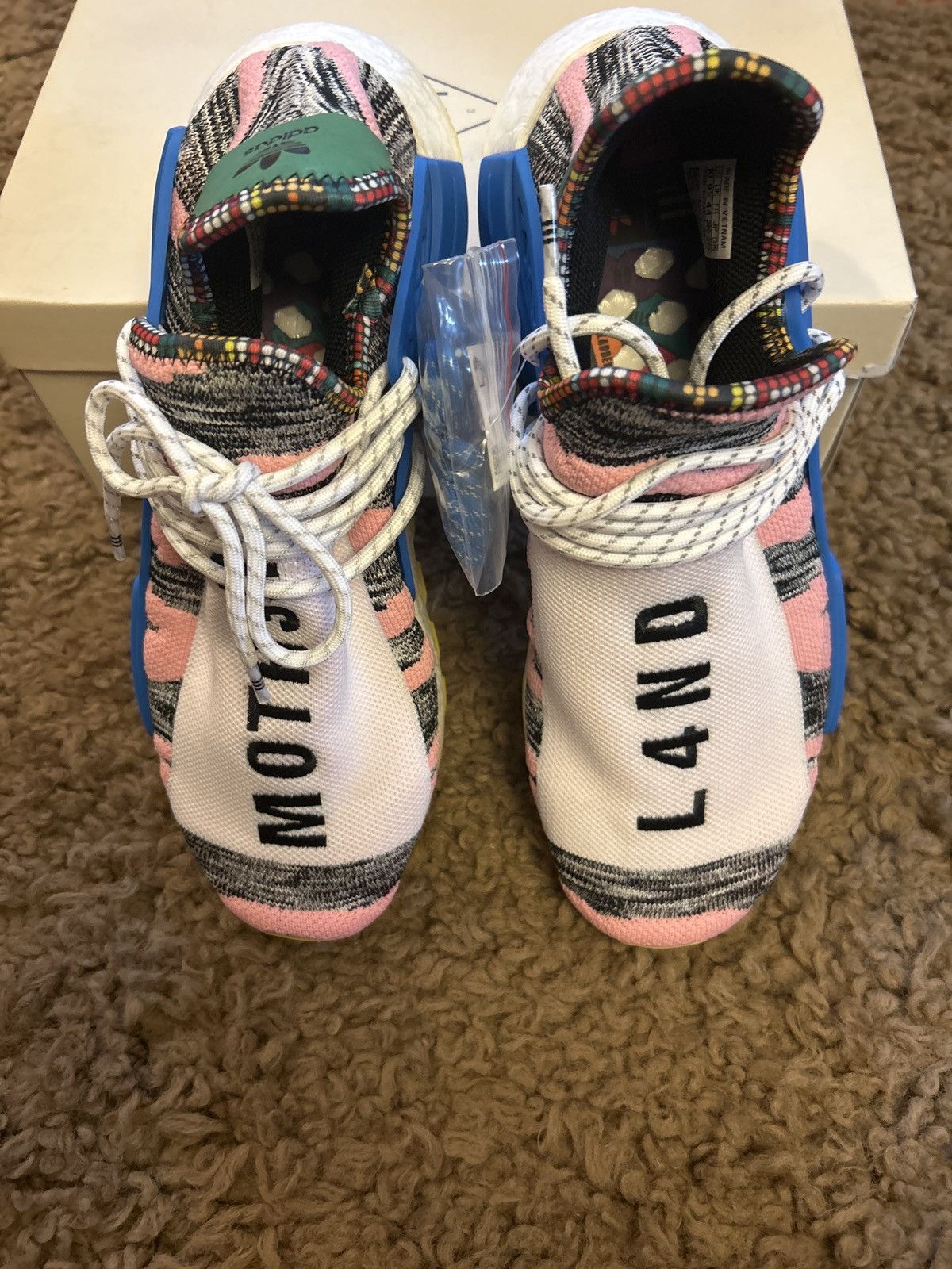 Adidas × Pharrell Adidas Pharrell Human Race NMD Size US 10 / EU 43 - 3 Thumbnail