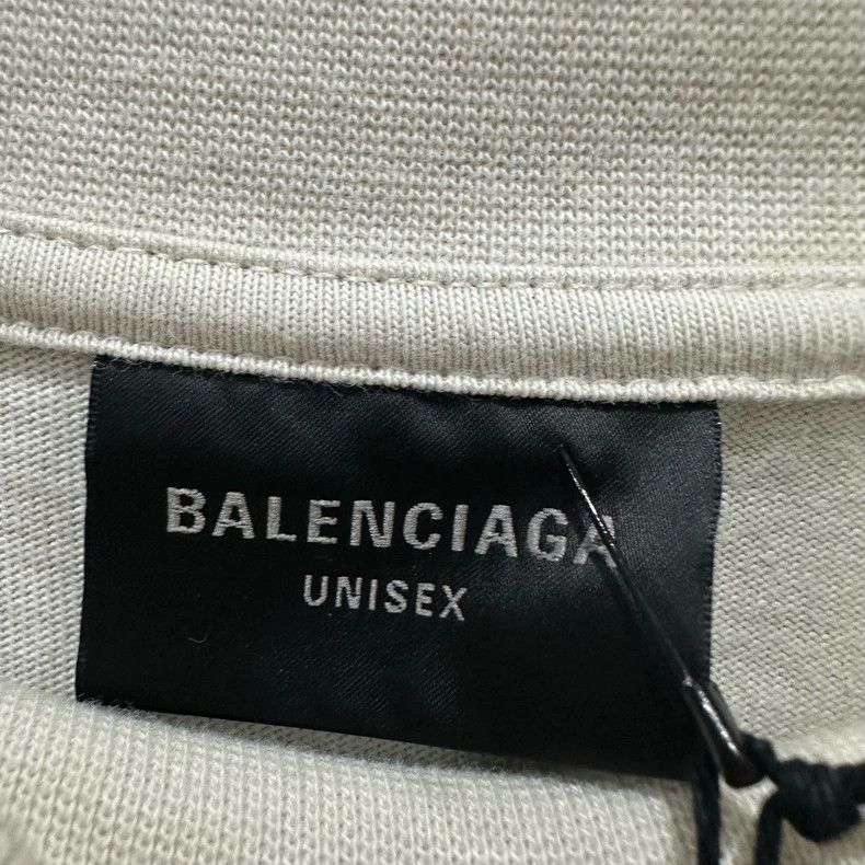 Other Balenciaga White Apple Be diffenert slogan short sleeve Size US M / EU 48-50 / 2 - 4 Thumbnail