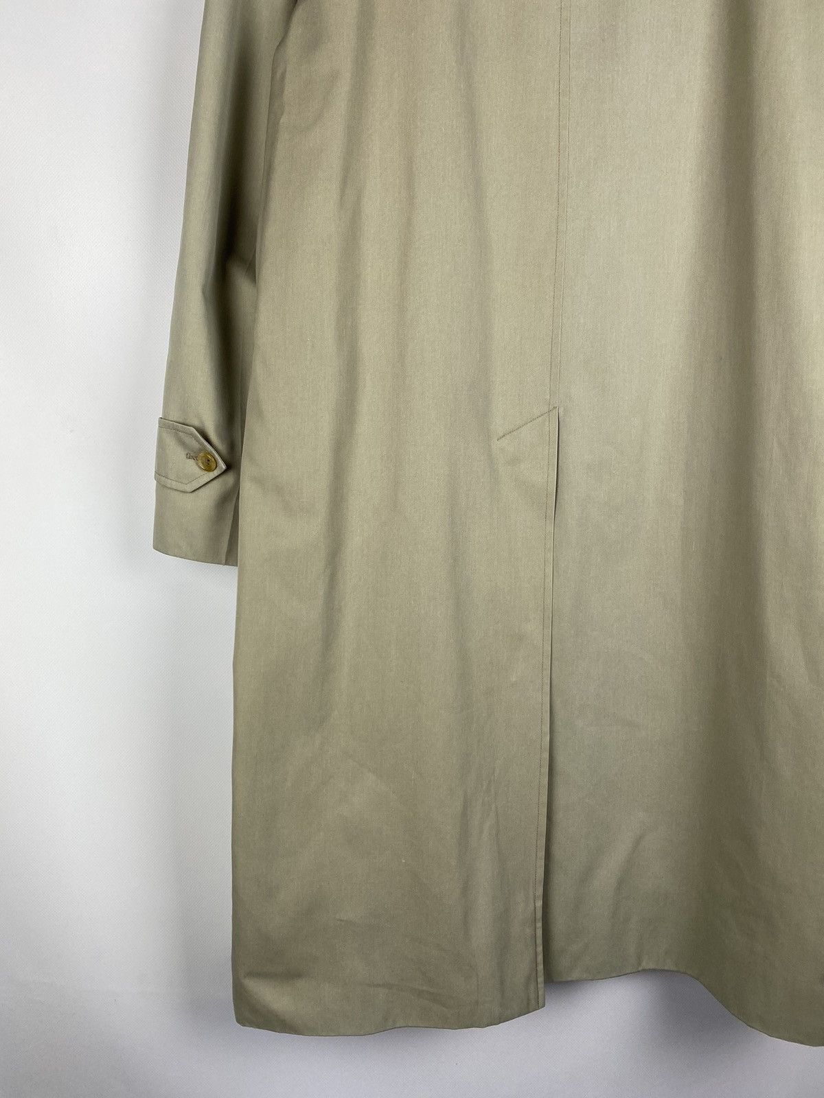 Burberry Burberrys vintage nova check lined men’s trench coat jacket Size US XXL / EU 58 / 5 - 21 Thumbnail