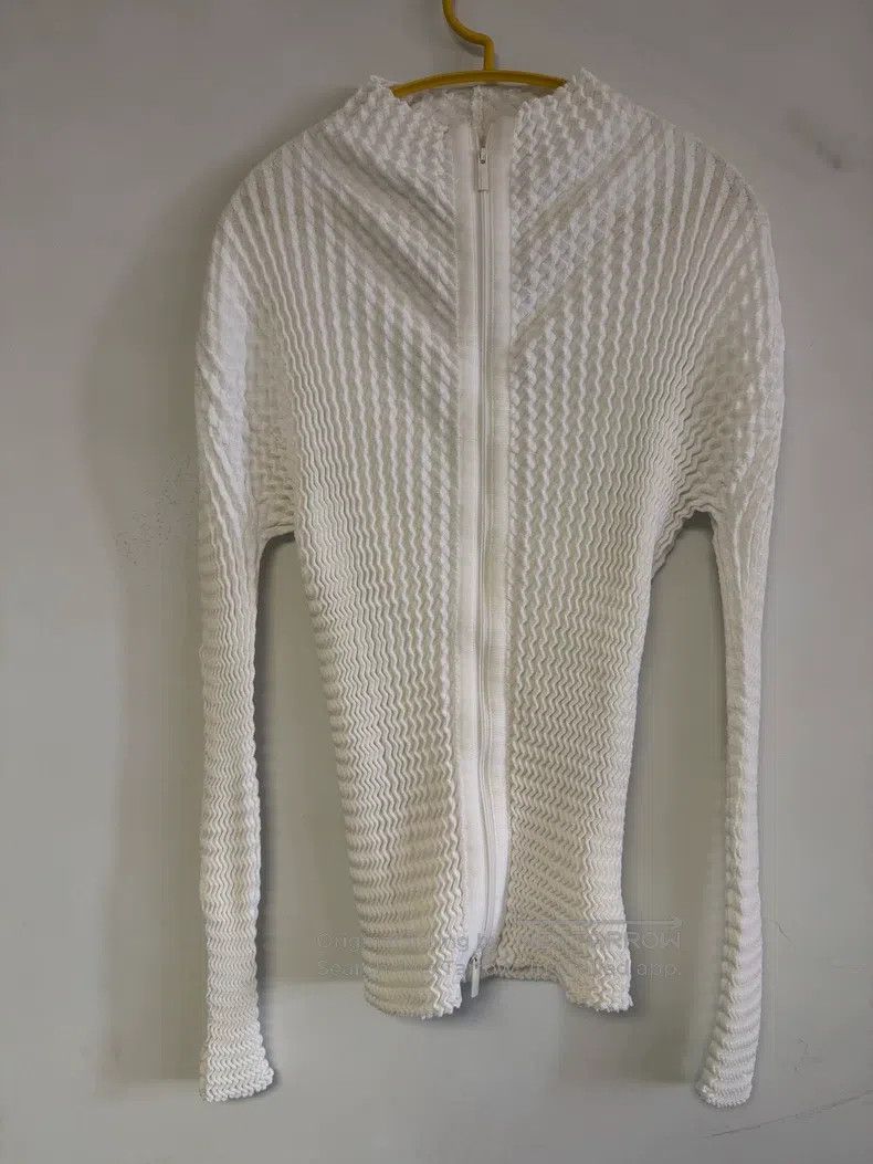 Issey Miyake Issey Miyake White Cardigan Size M / US 6-8 / IT 42-44 - 1 Thumbnail