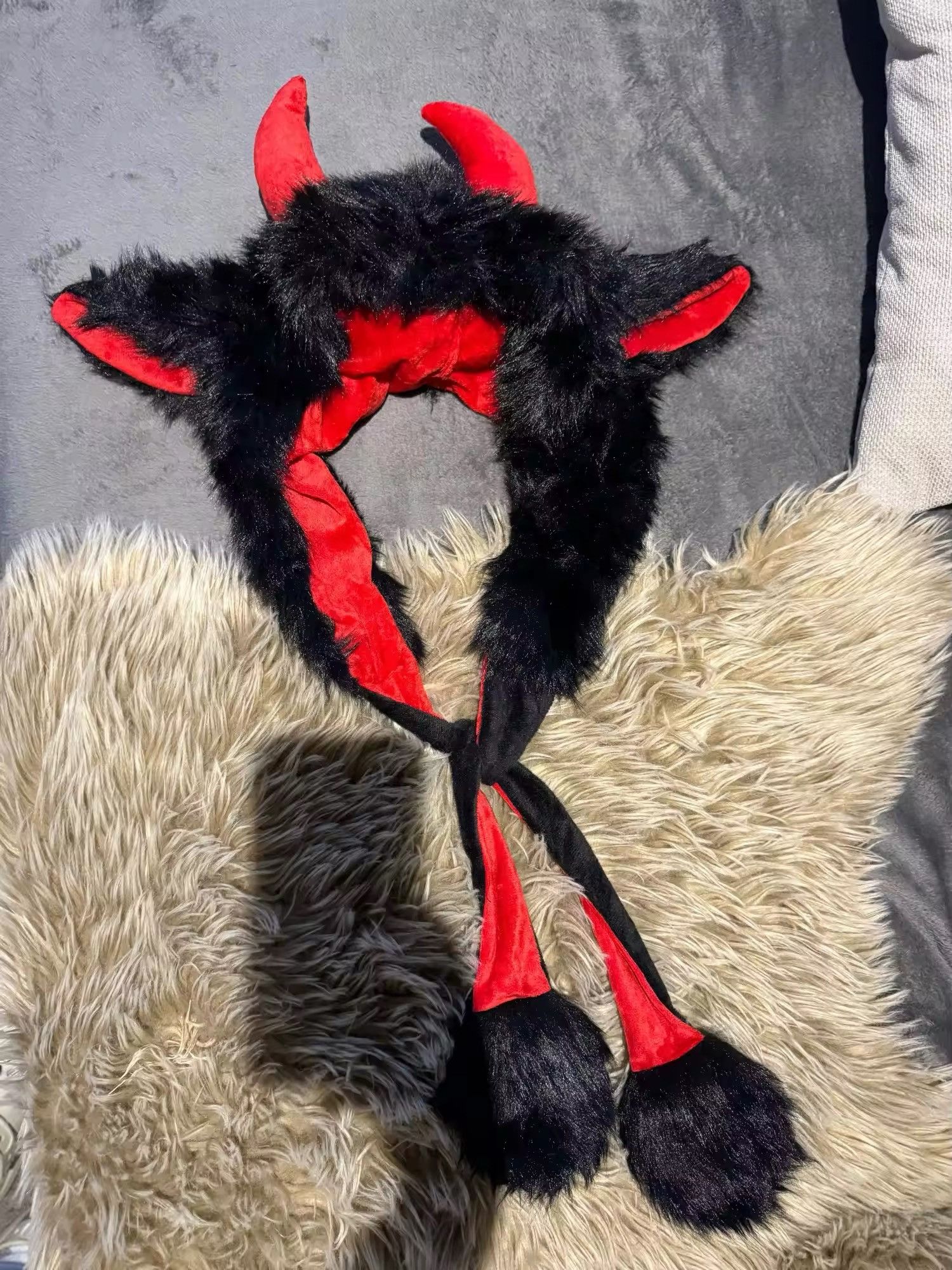 Japanese Brand Fluffy Yak Cow Ear Warm Thick Faux Fur Hat Size ONE SIZE - 5 Thumbnail